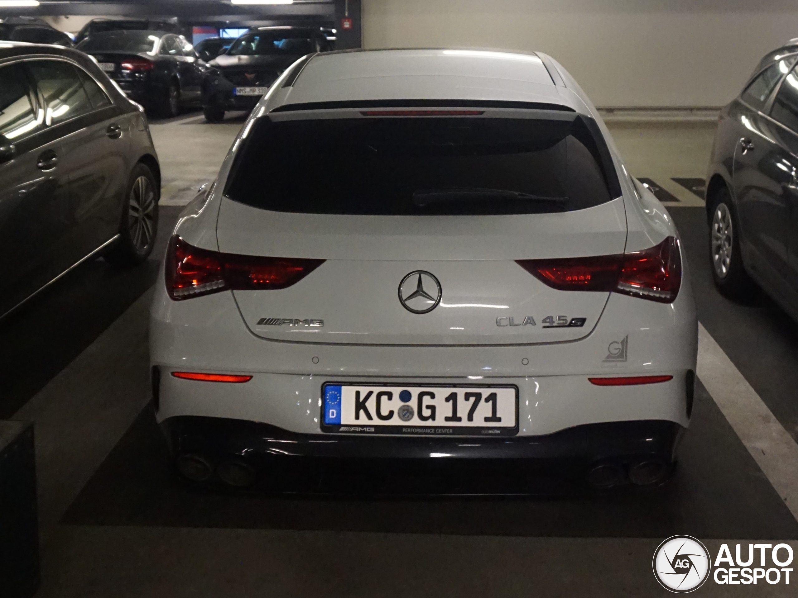 Mercedes-AMG CLA 45 S Shooting Brake X118