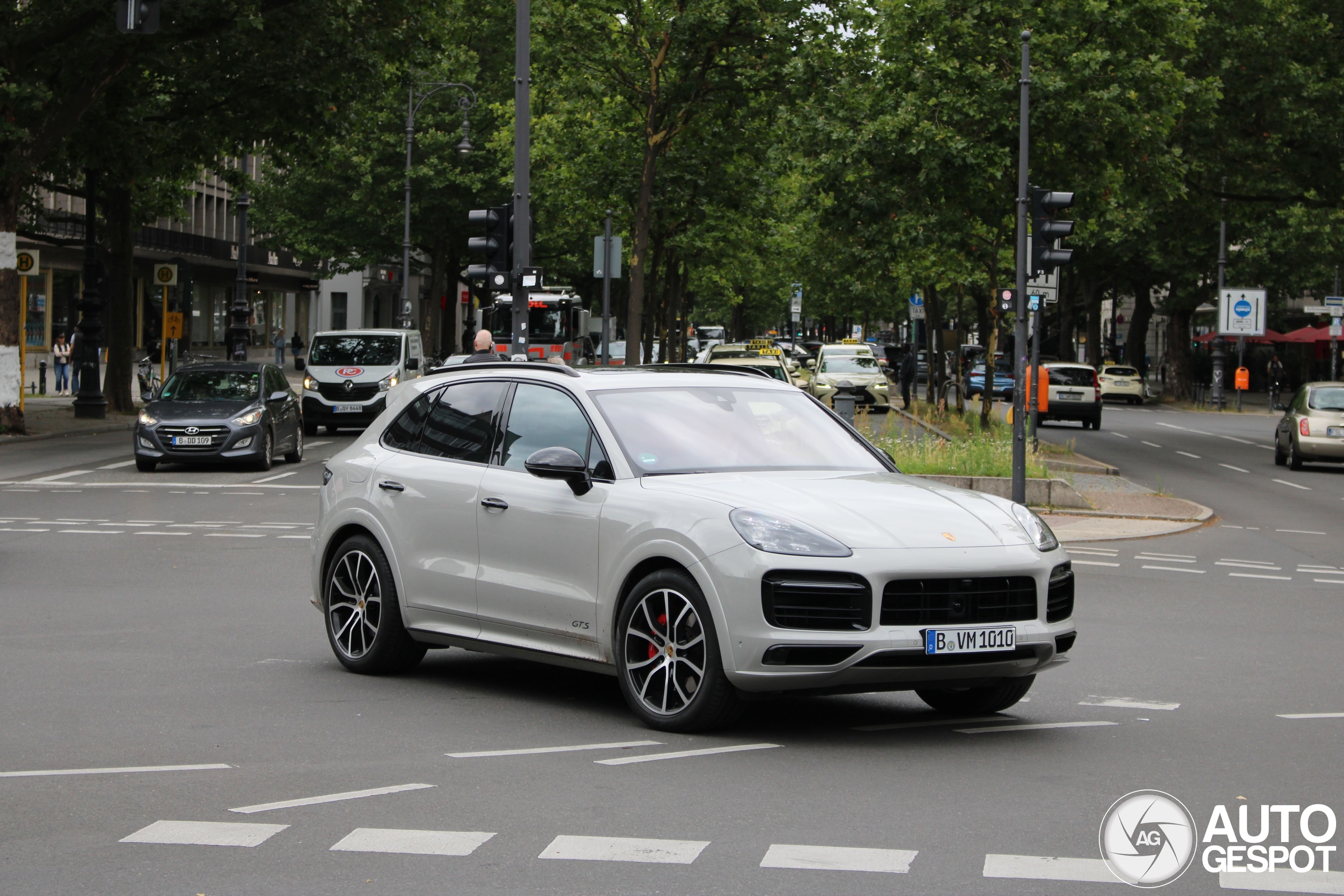 Porsche 9YA Cayenne GTS