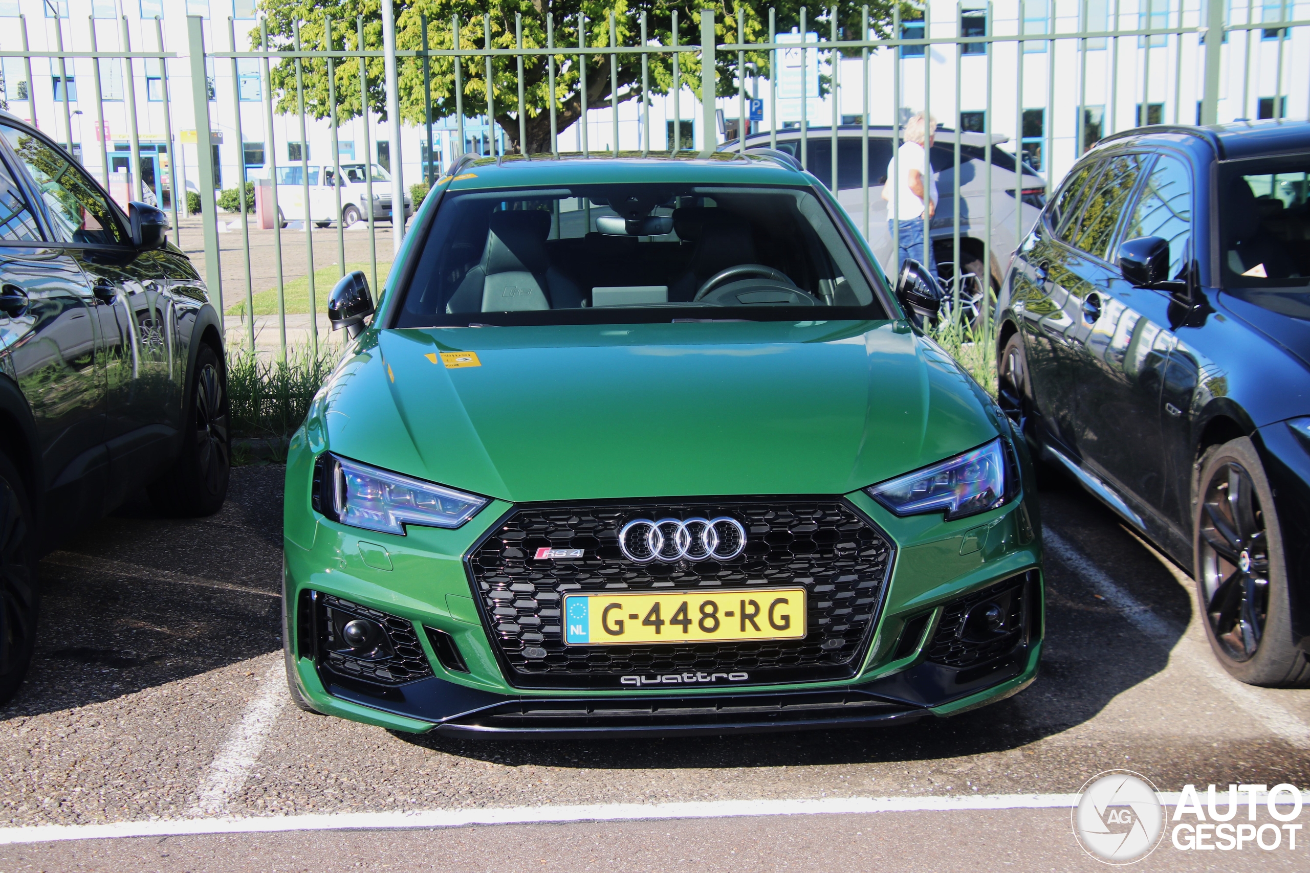 Audi RS4 Avant B9