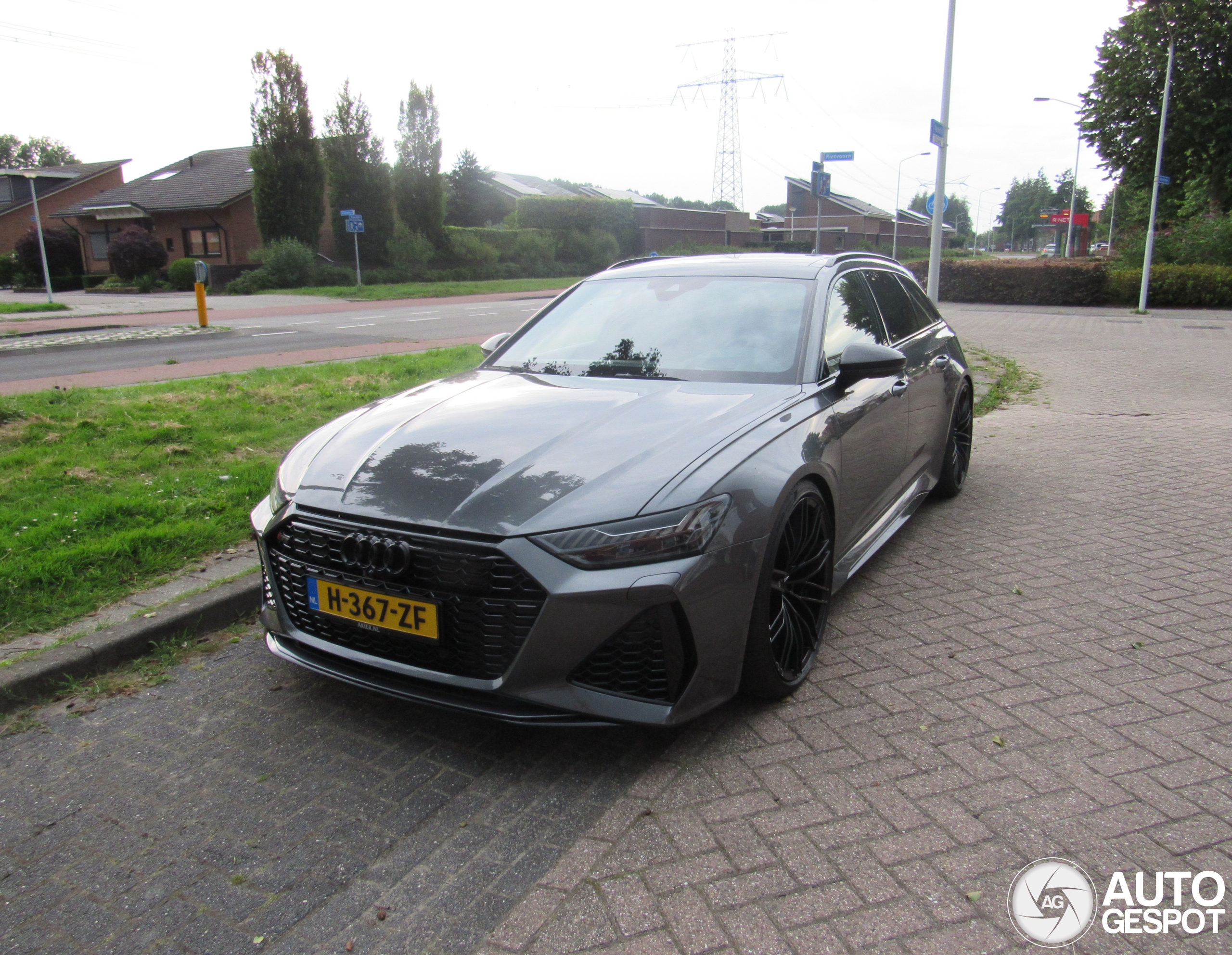 Audi RS6 Avant C8