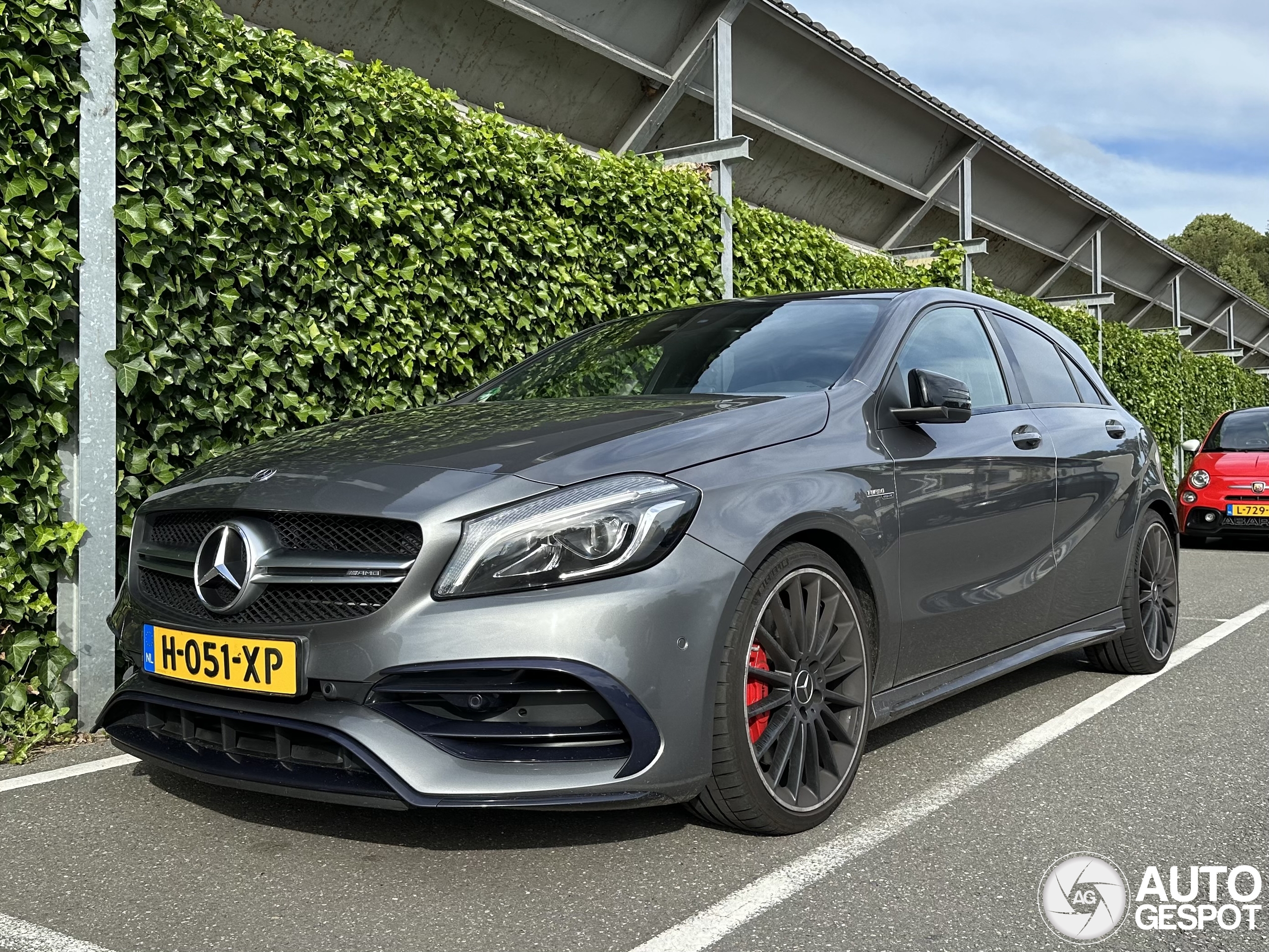 Mercedes-AMG A 45 W176 2015