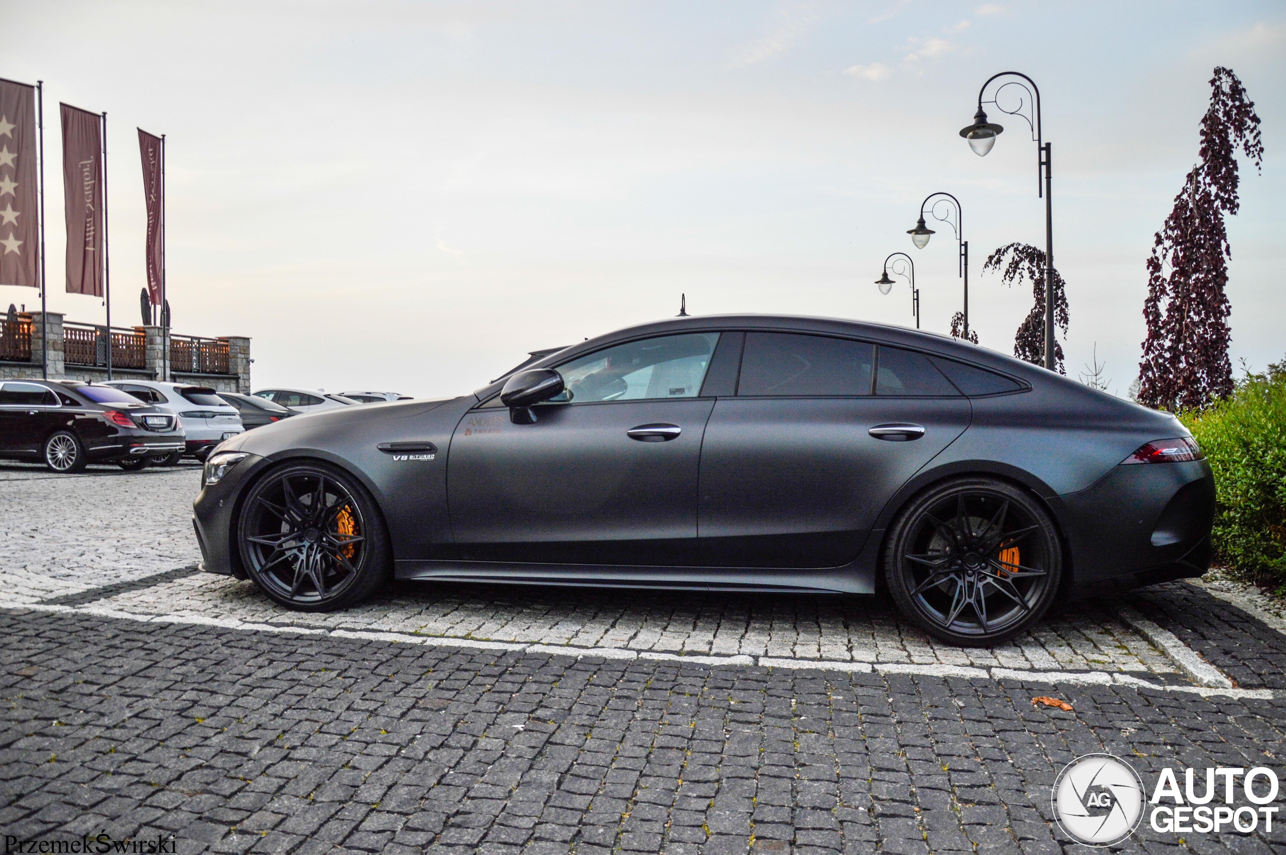 Mercedes-AMG GT 63 S X290