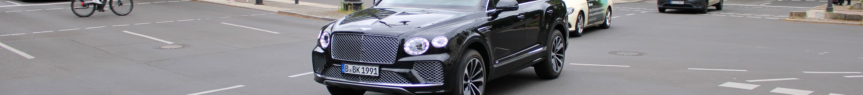 Bentley Bentayga V8 2021