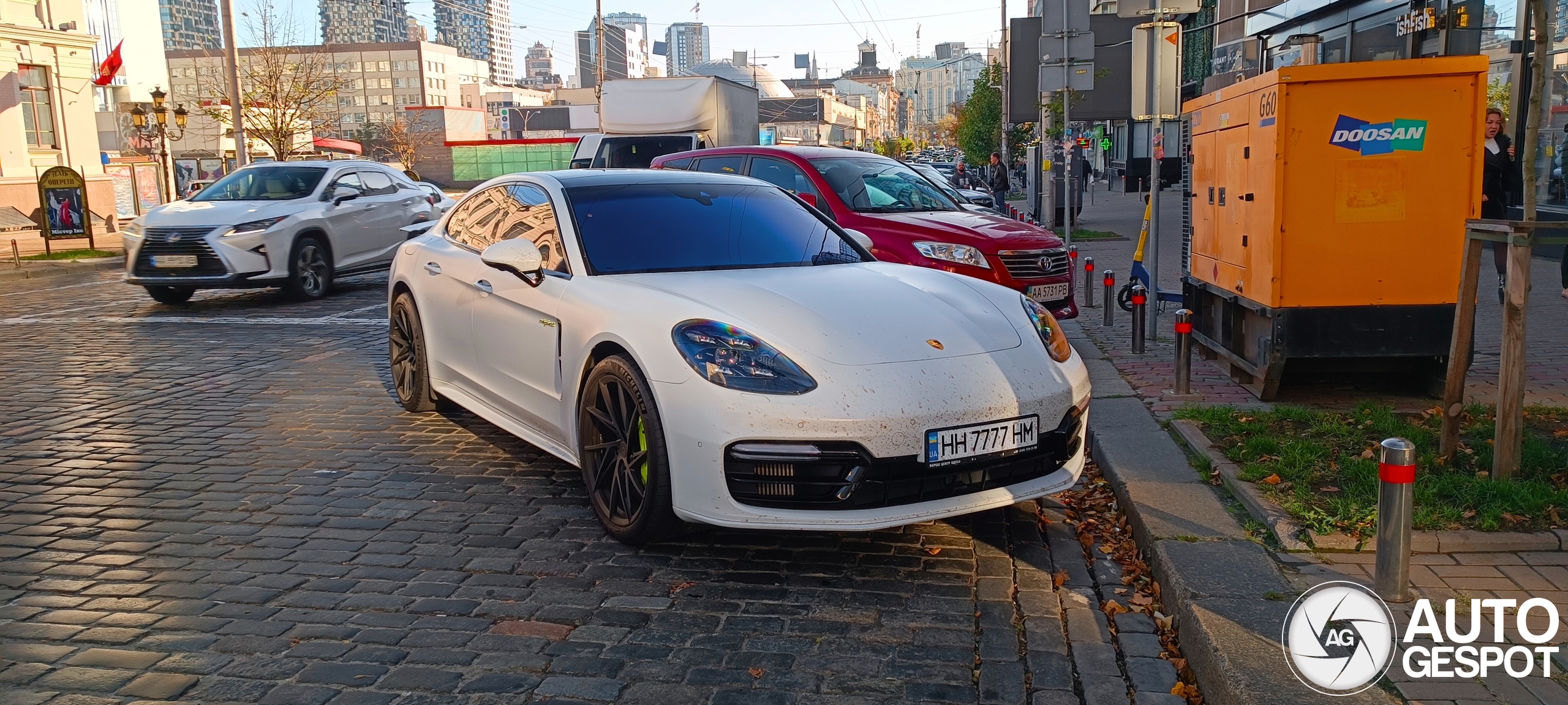 Porsche 971 Panamera Turbo S E-Hybrid