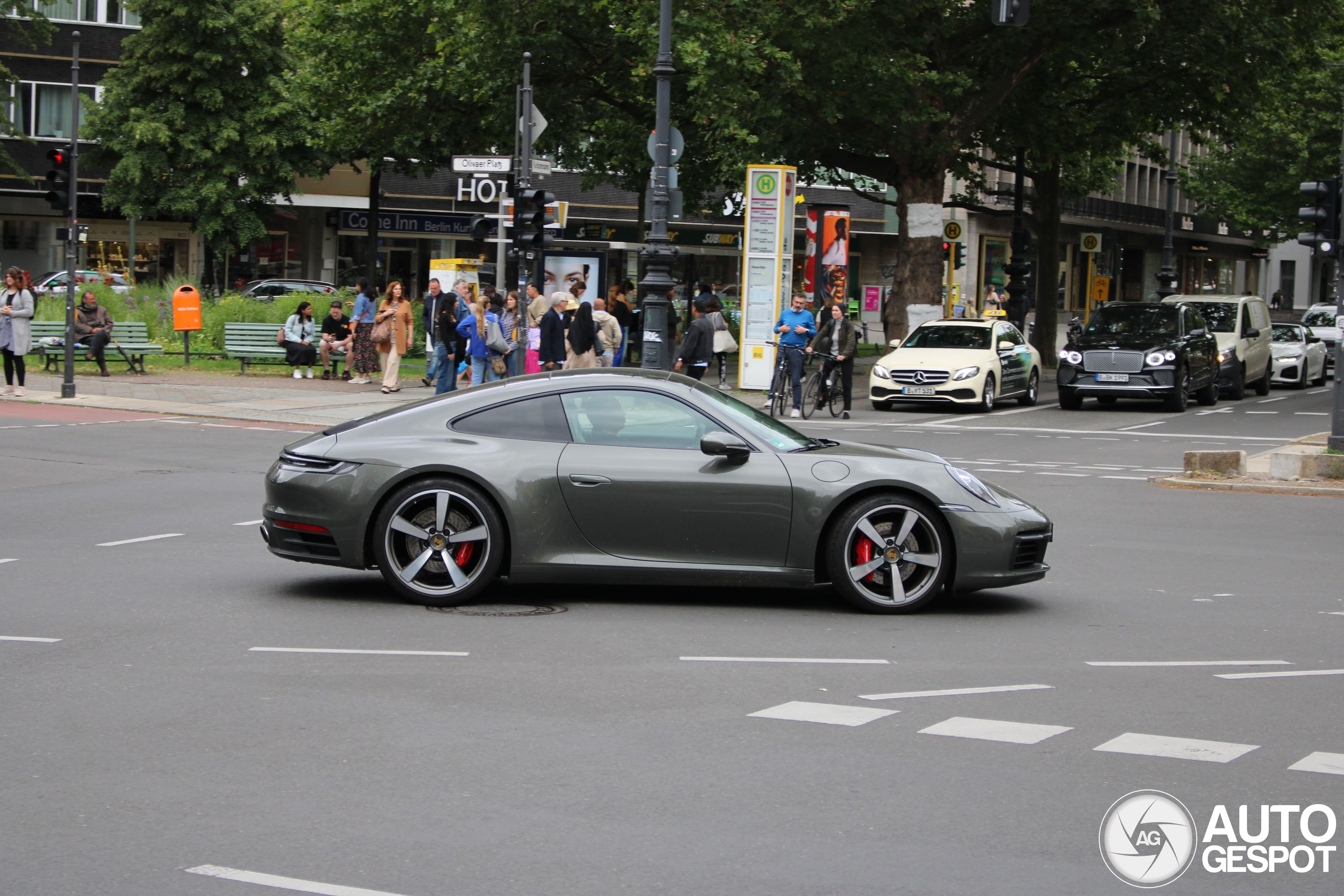 Porsche 992 Carrera S