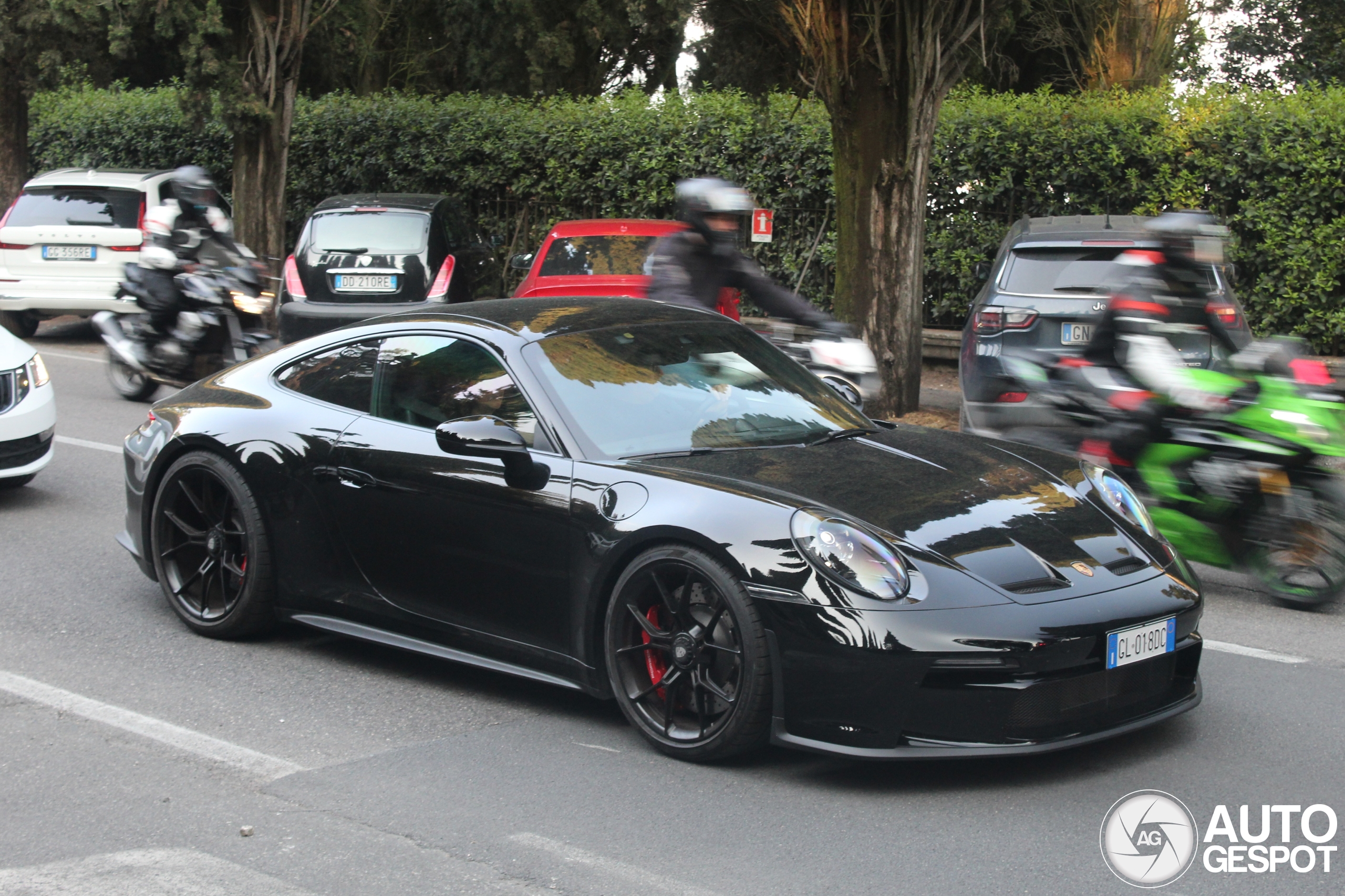 Porsche 992 GT3 Touring