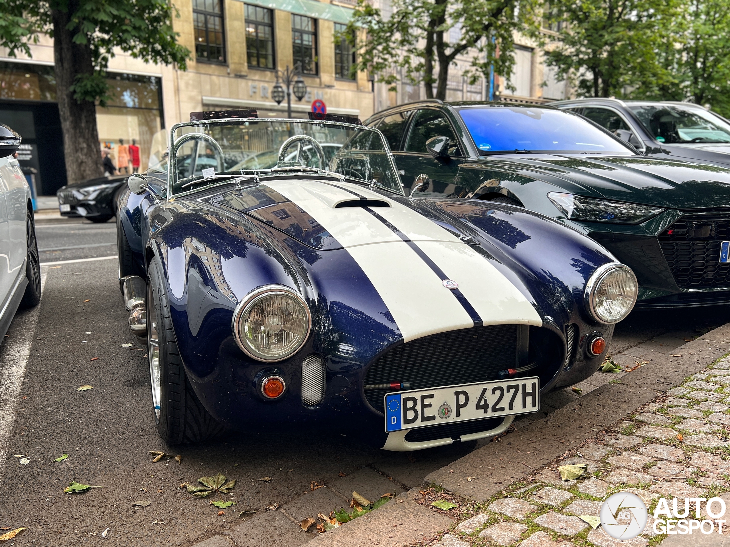 AC Cobra Superformance 427