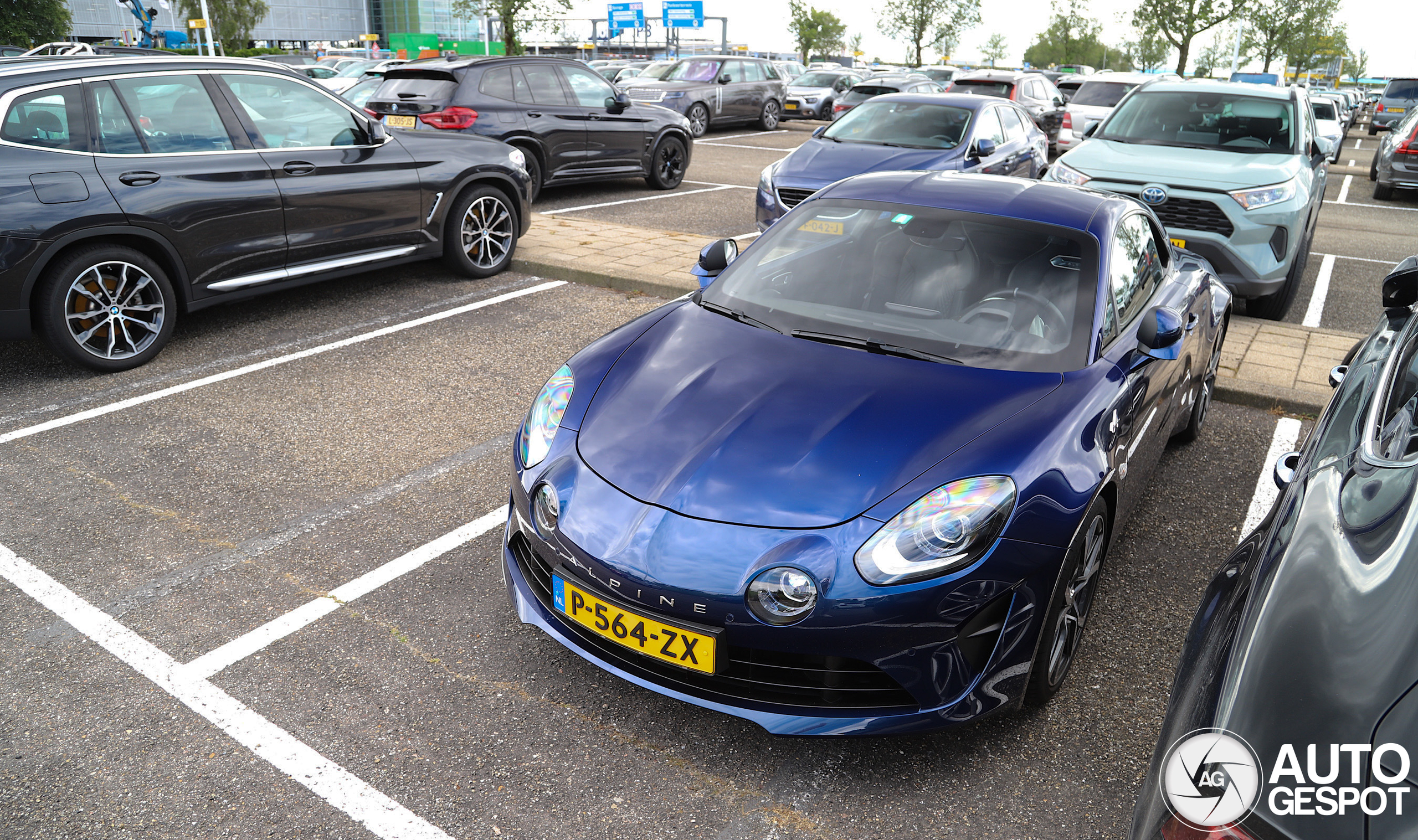alpine-a110-legende-gt-9162b-c112712072024193520_7.jpg
