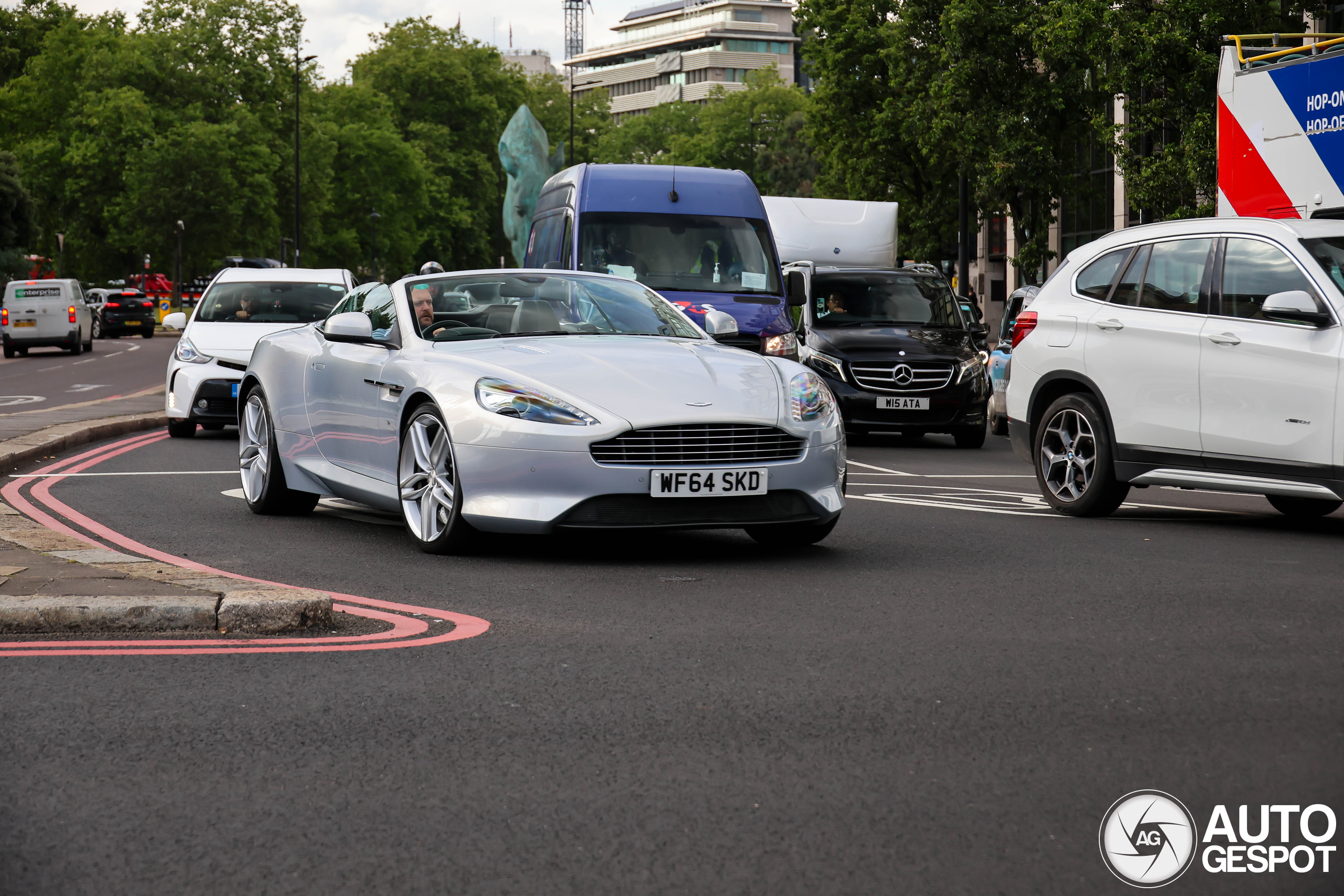 Aston Martin DB9 Volante 2013