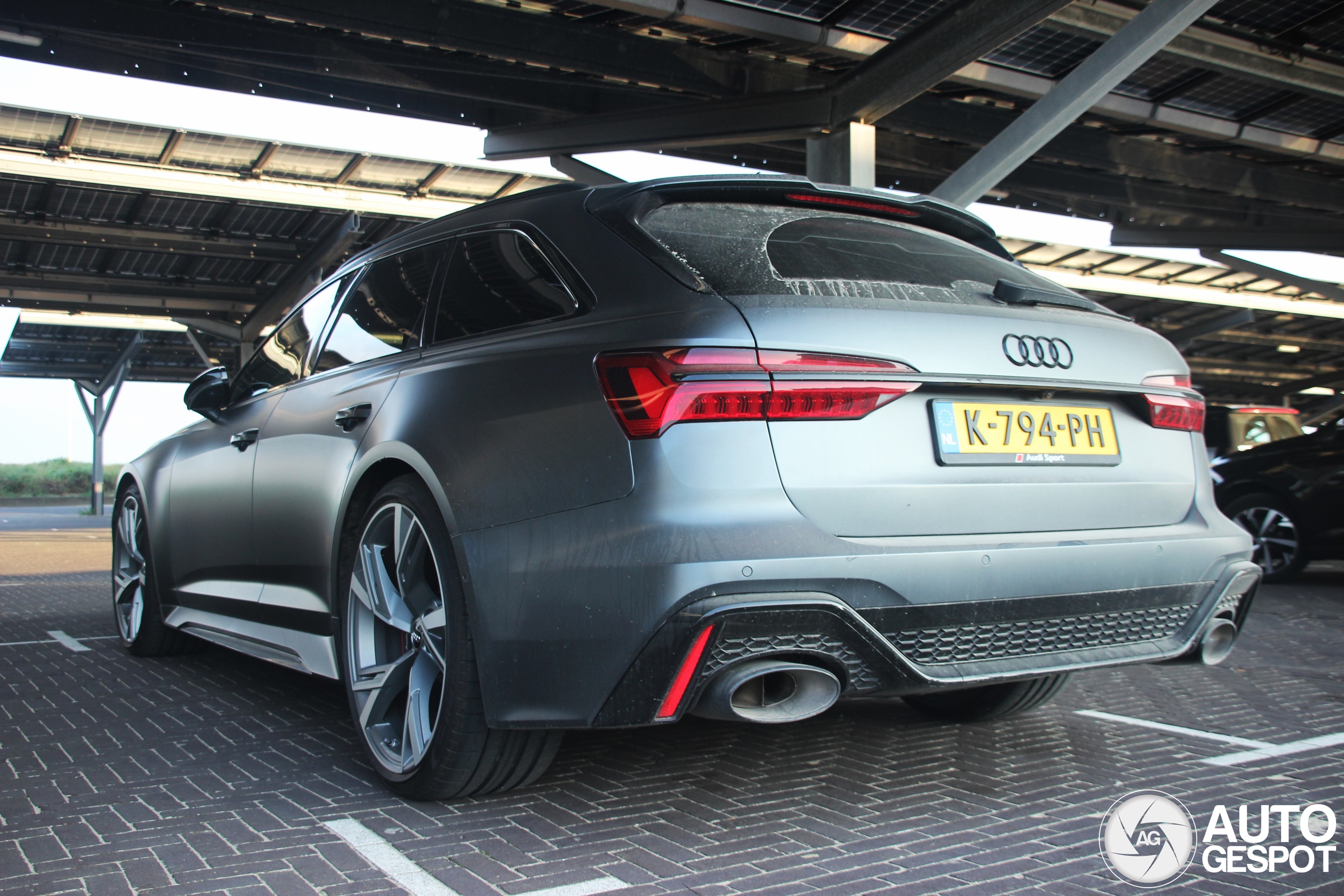 Audi RS6 Avant C8