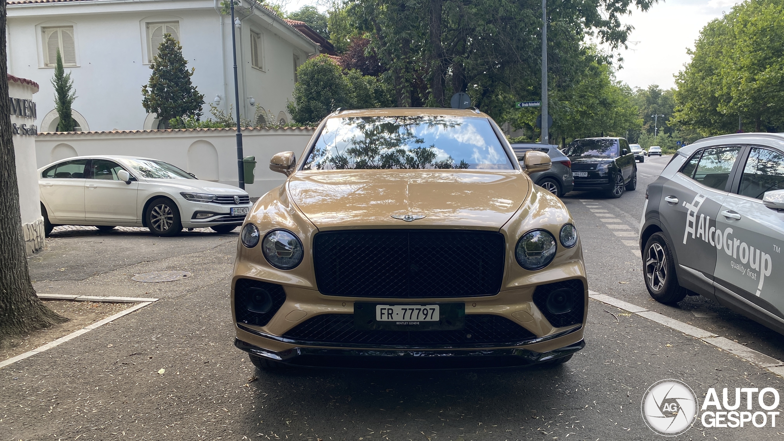 Bentley Bentayga V8 2021