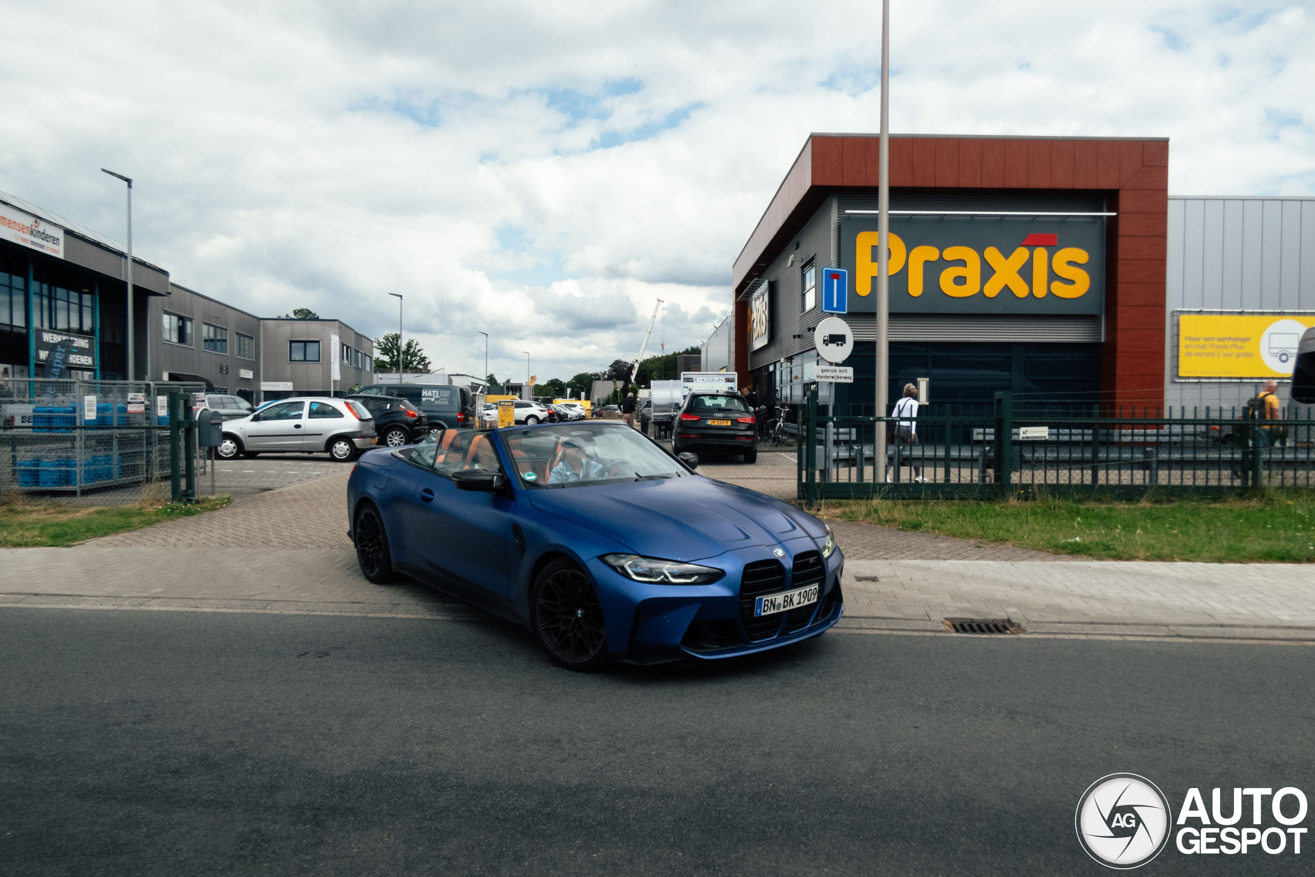 BMW M4 G83 Convertible Competition