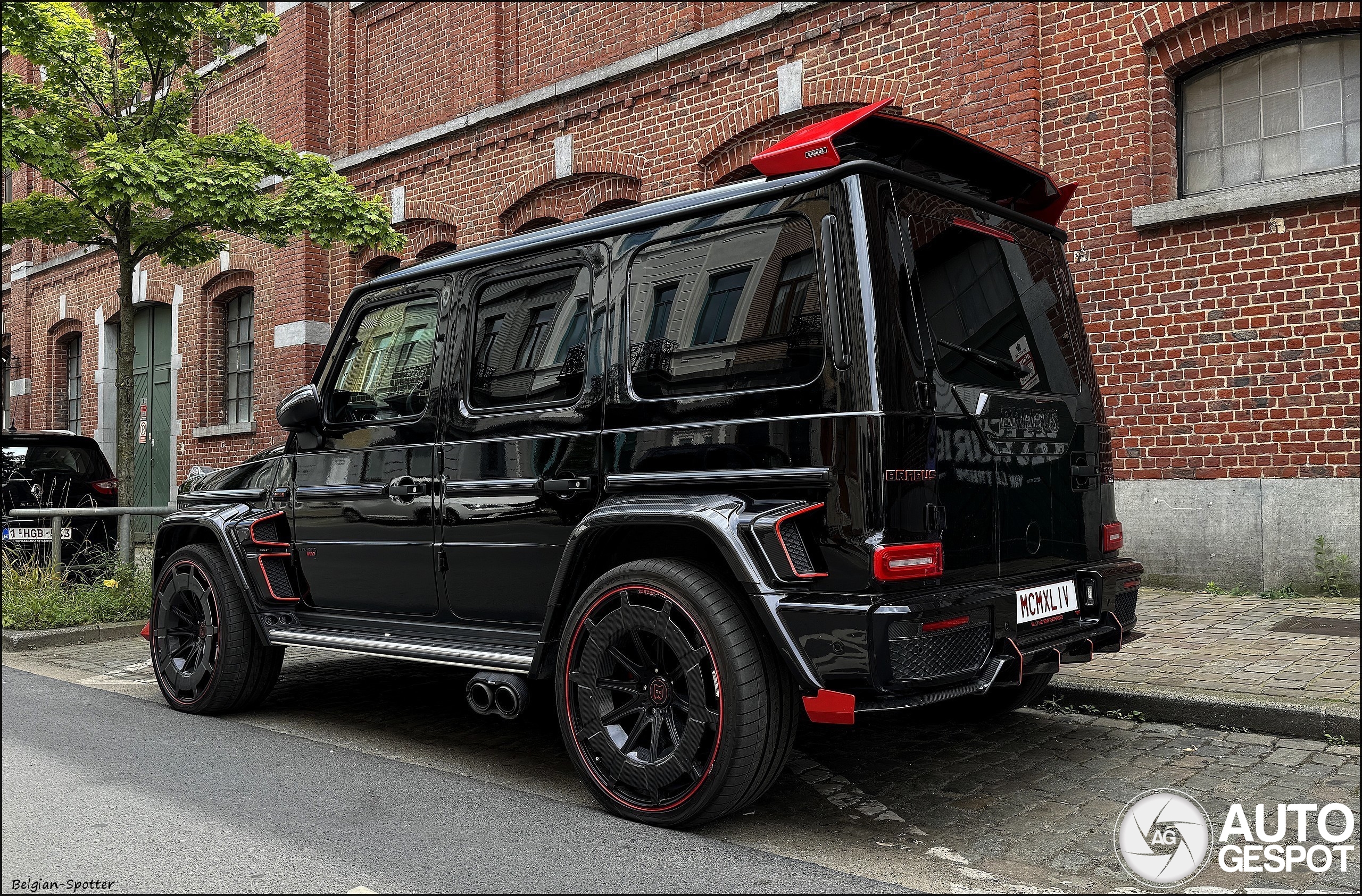 Batman rijdt nu een Mercedes-AMG Brabus G 900 Rocket