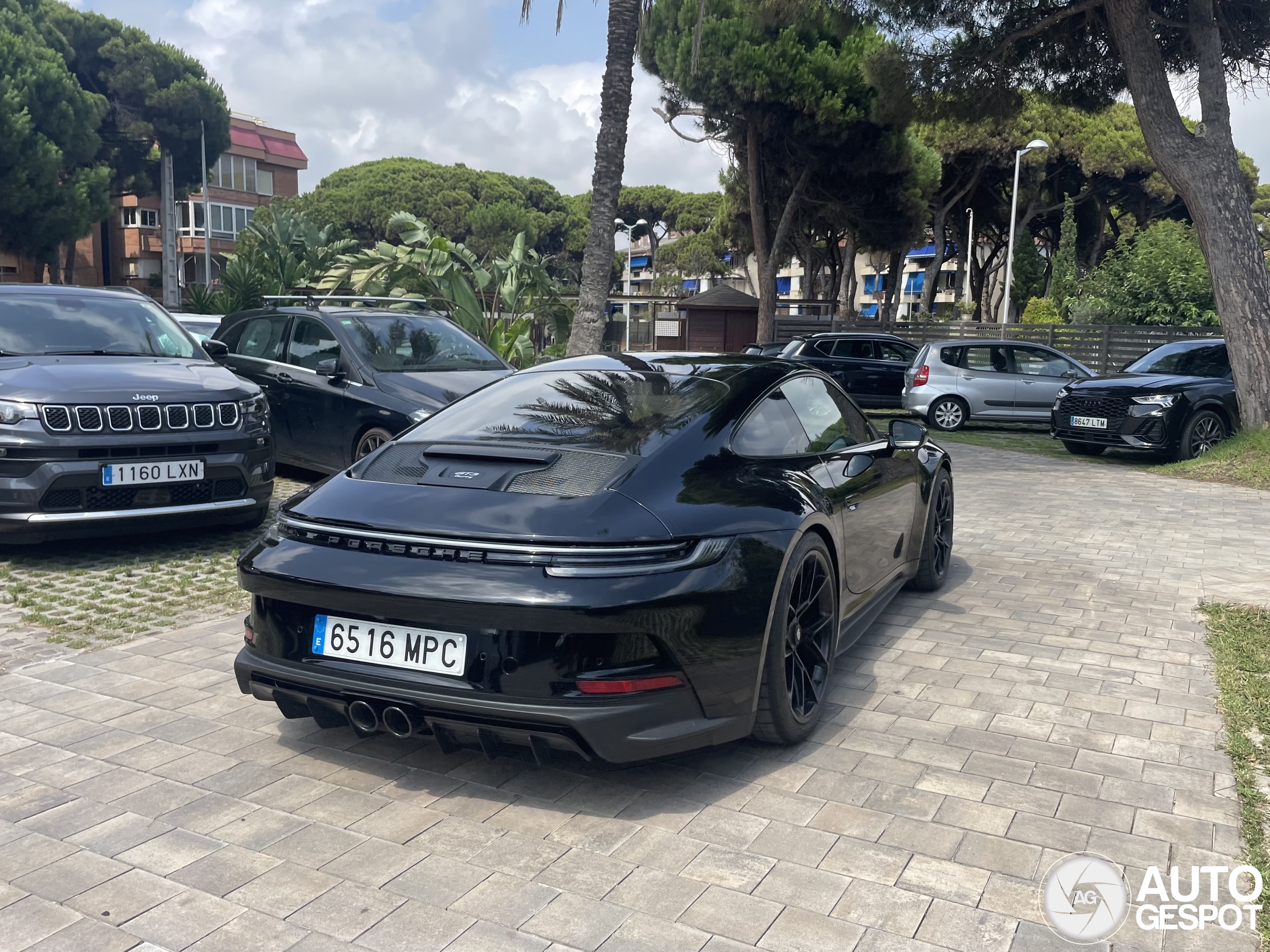 Porsche 992 GT3 Touring