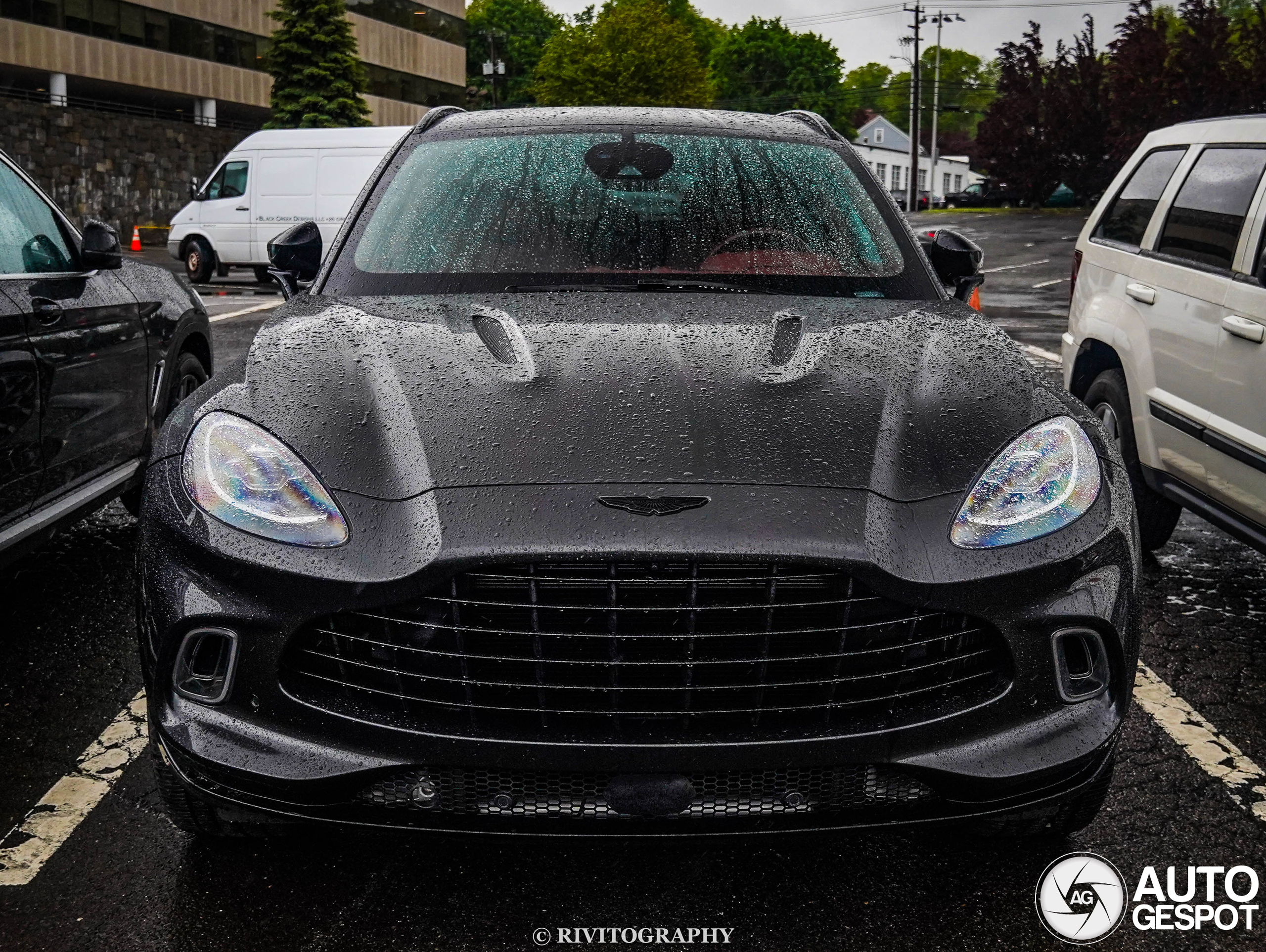 Aston Martin DBX