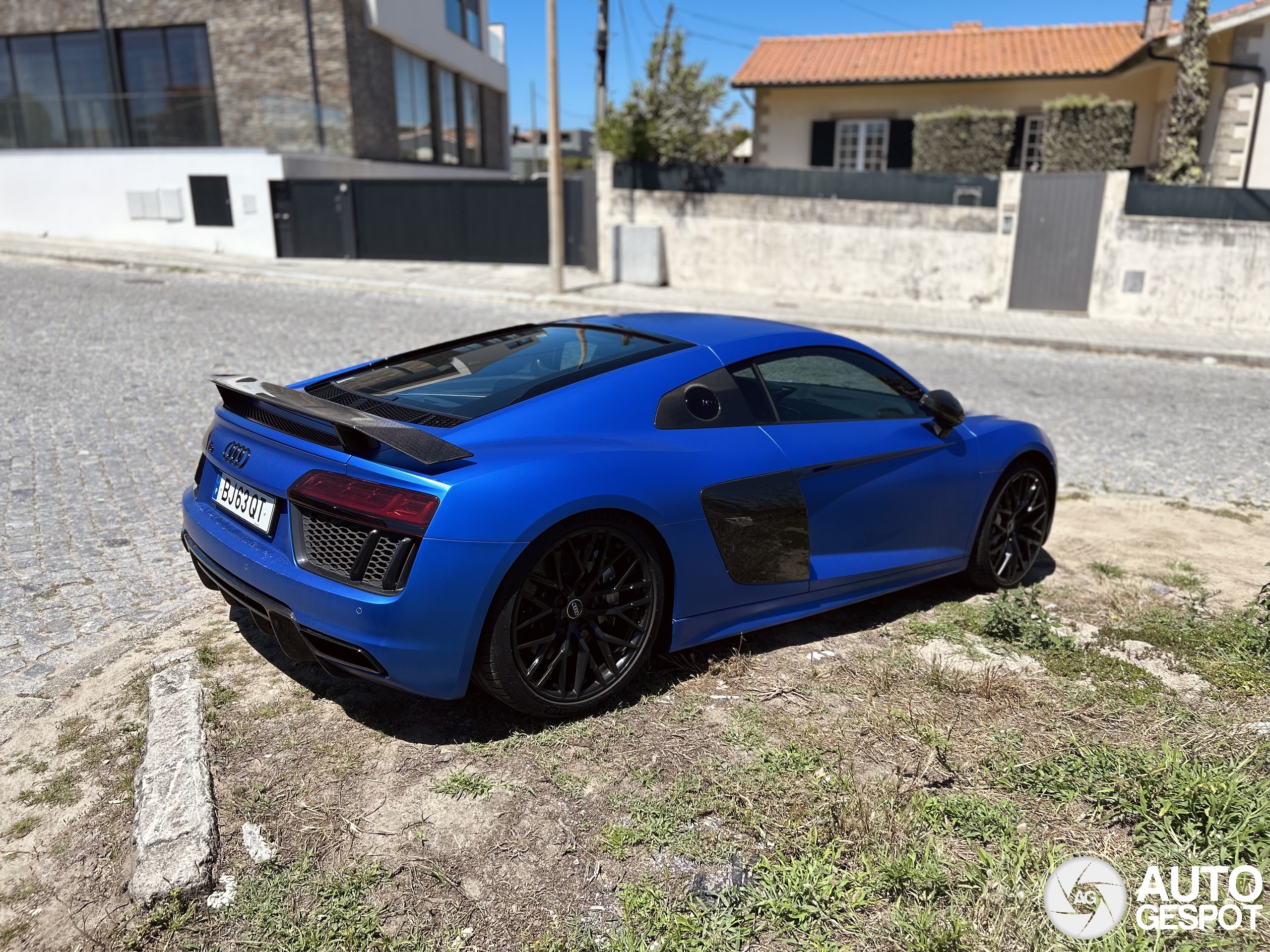 Audi R8 V10 Plus 2015