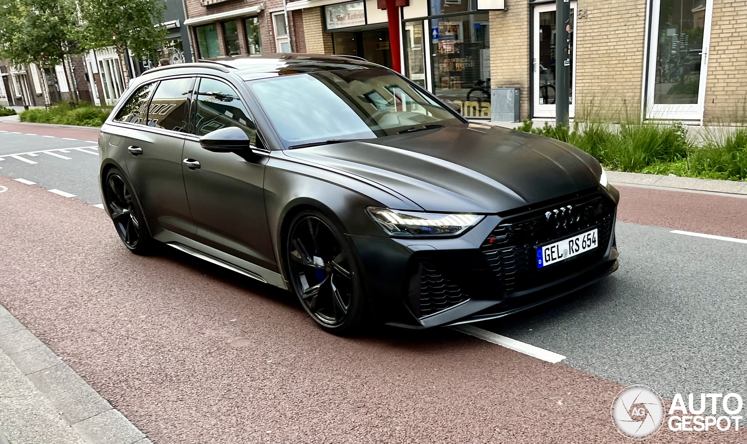 Audi RS6 Avant C8