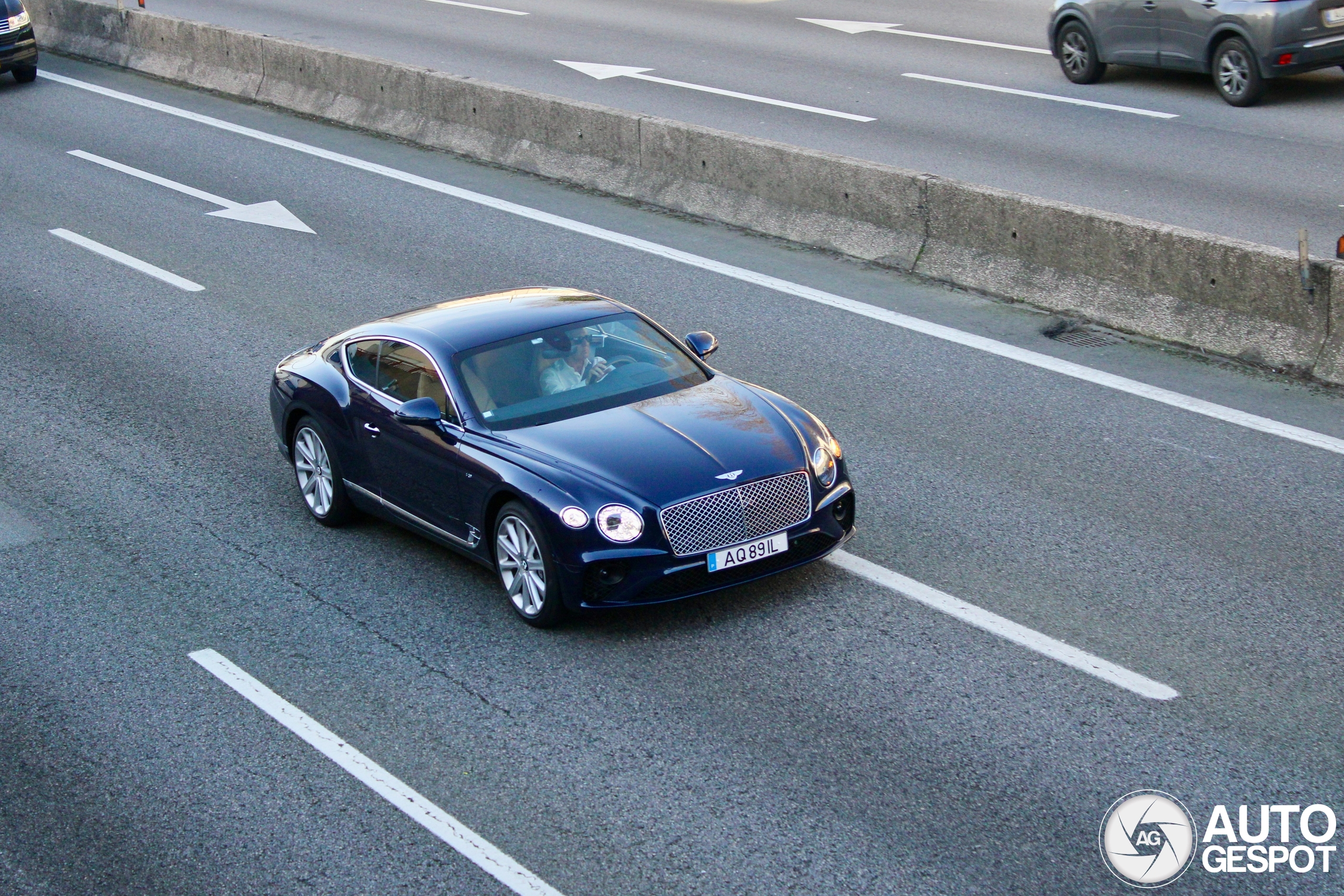 Bentley Continental GT V8 2020