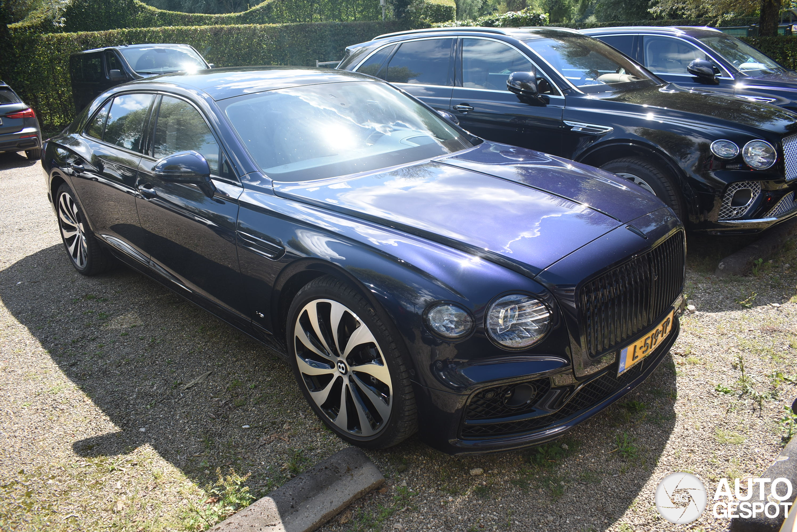 Bentley Flying Spur V8 2021