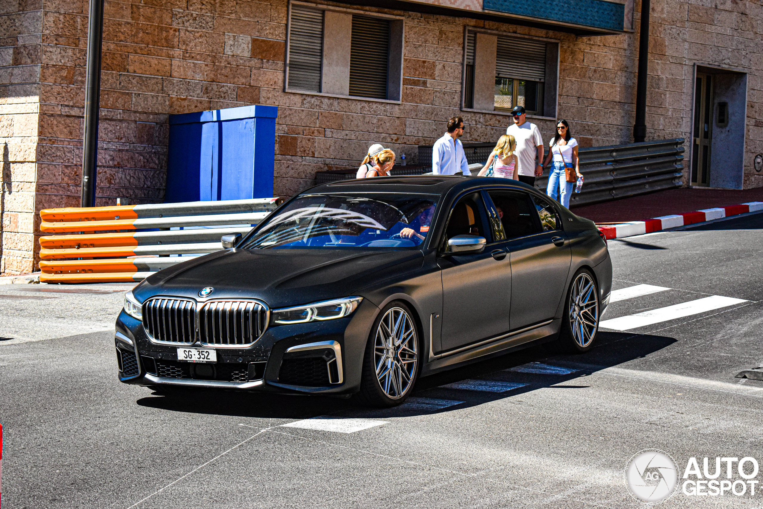 BMW M760Li xDrive 2019