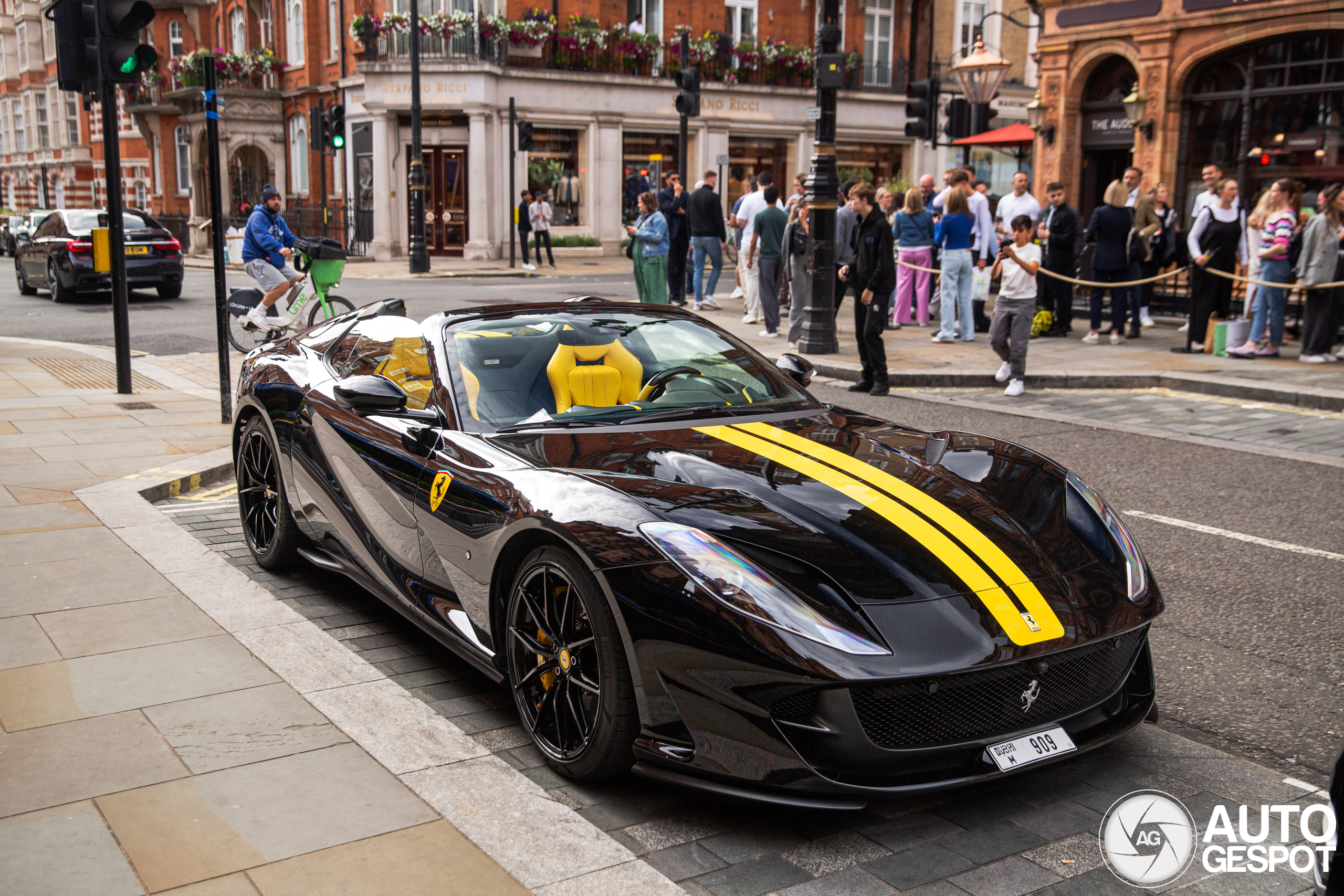 Ferrari 812 GTS