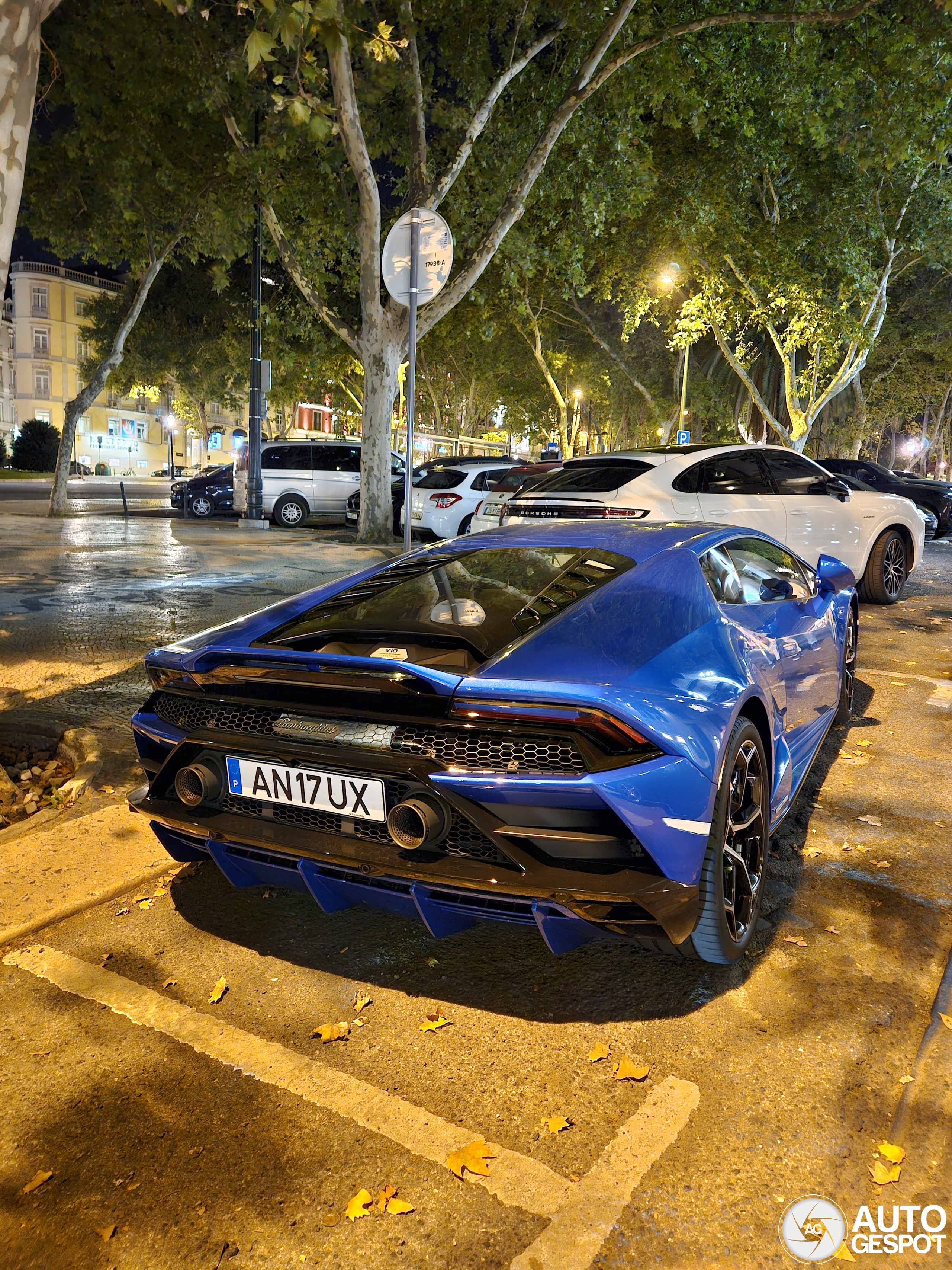 Lamborghini Huracán LP640-4 EVO