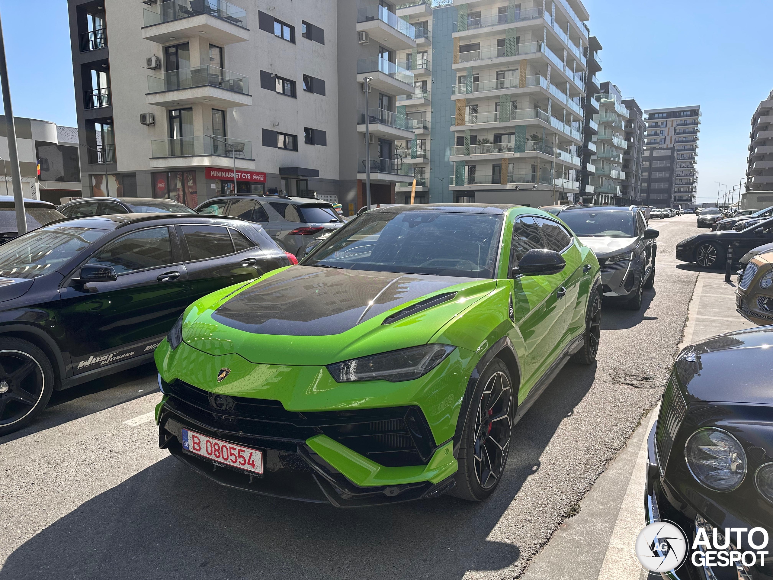 Lamborghini Urus Performante