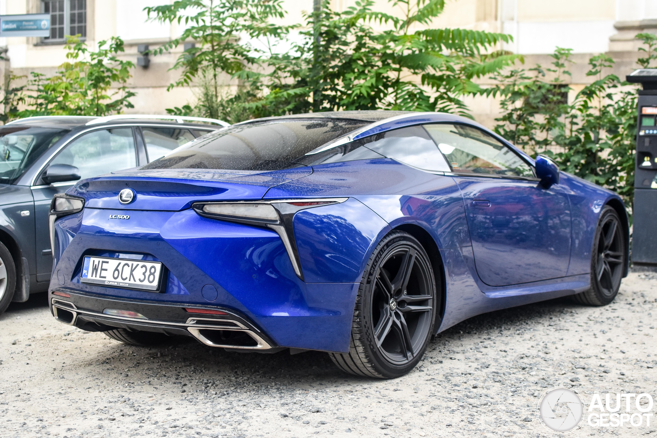 Lexus LC 500 Structural Blue Edition