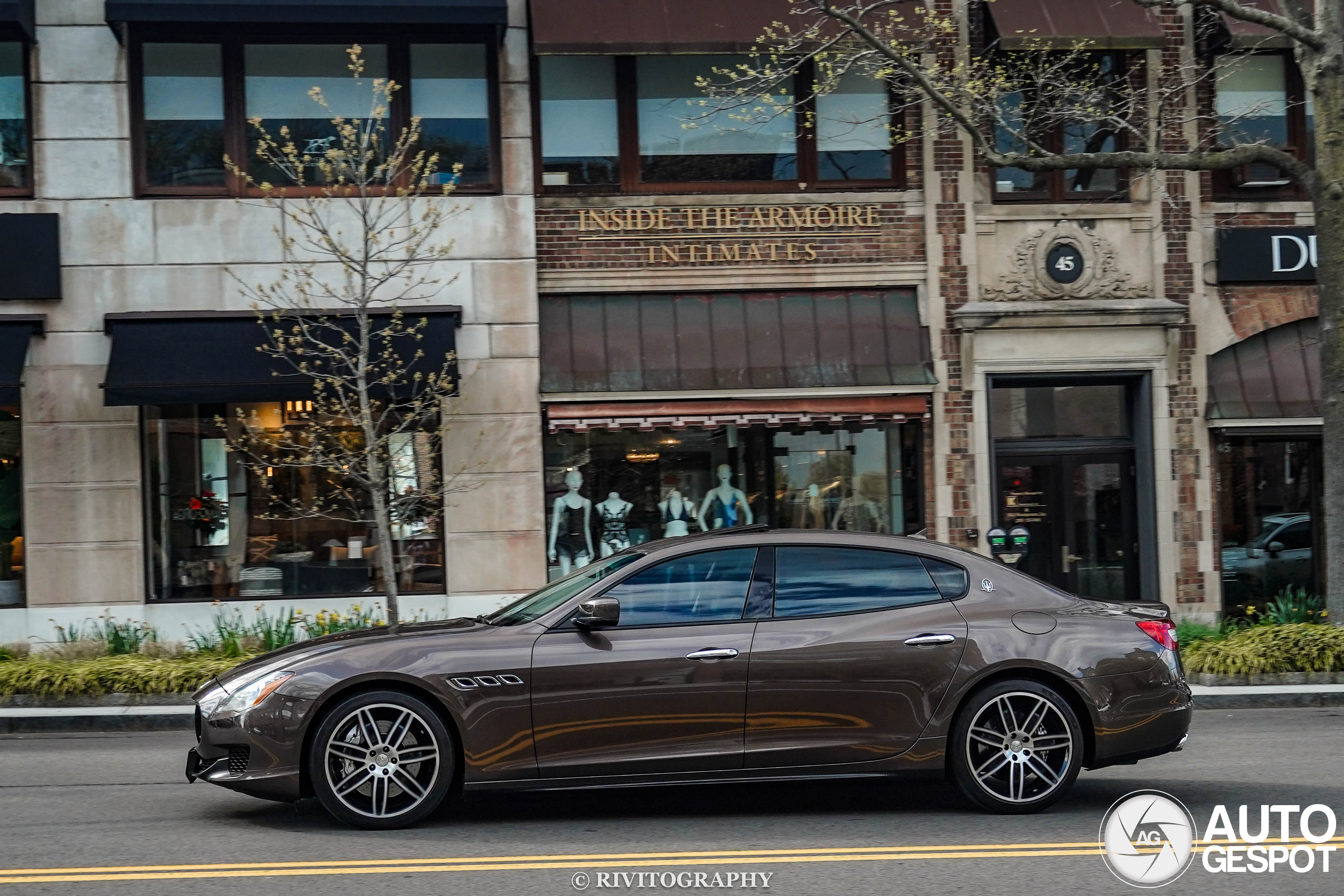 Maserati Quattroporte GTS 2013