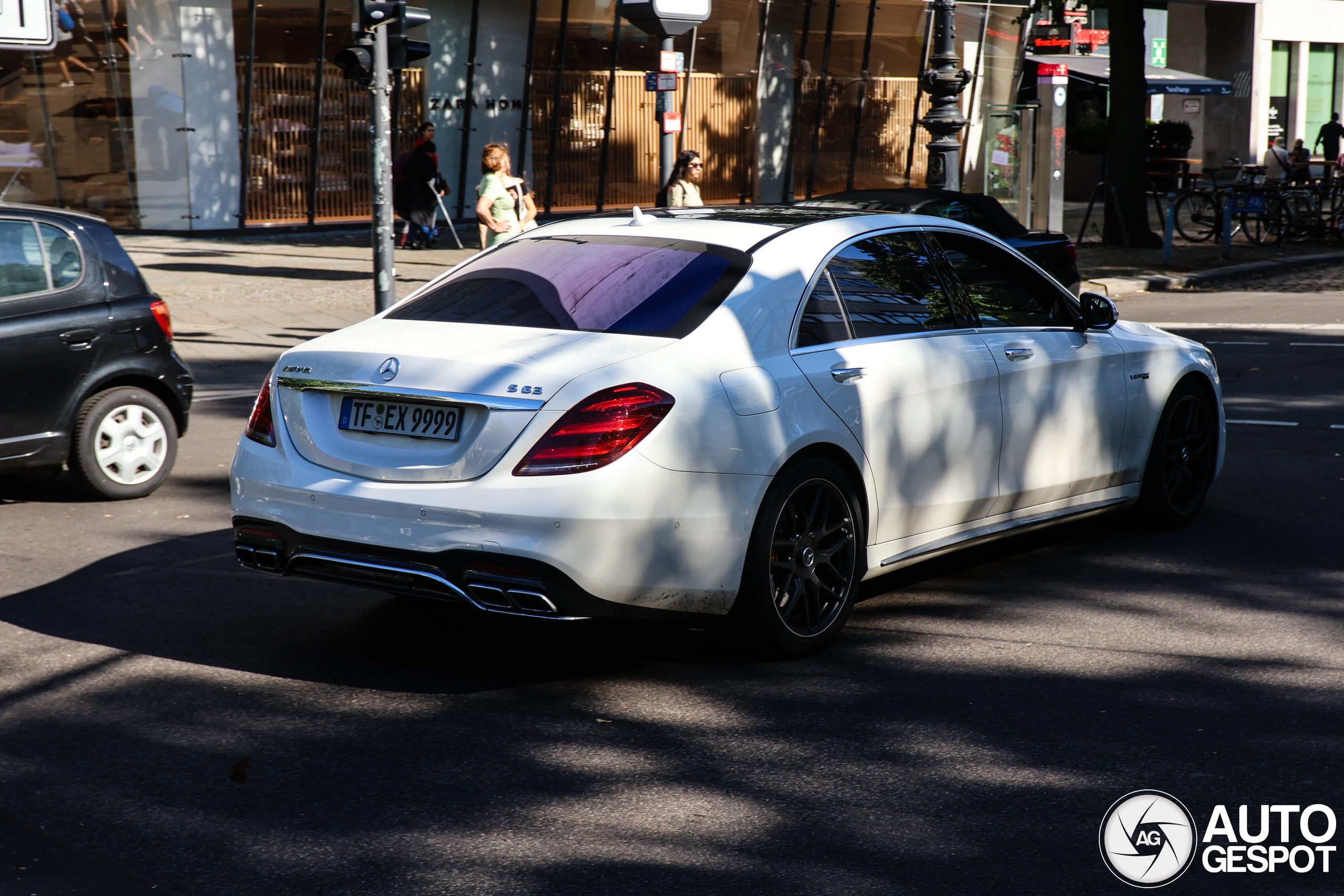 Mercedes-AMG S 63 V222 2017