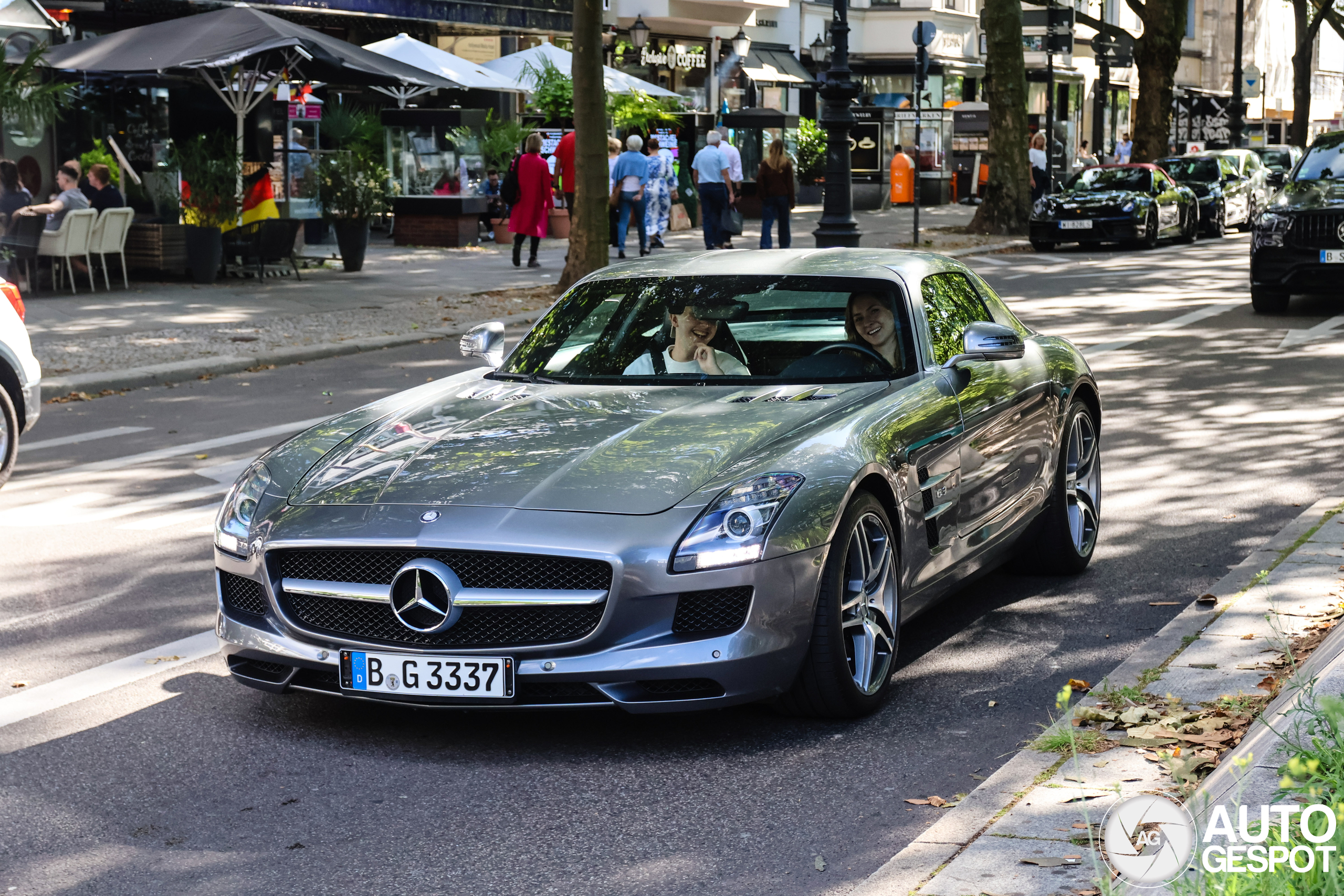 Mercedes-Benz SLS AMG