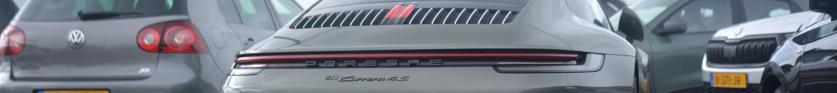 Porsche 992 Carrera 4S