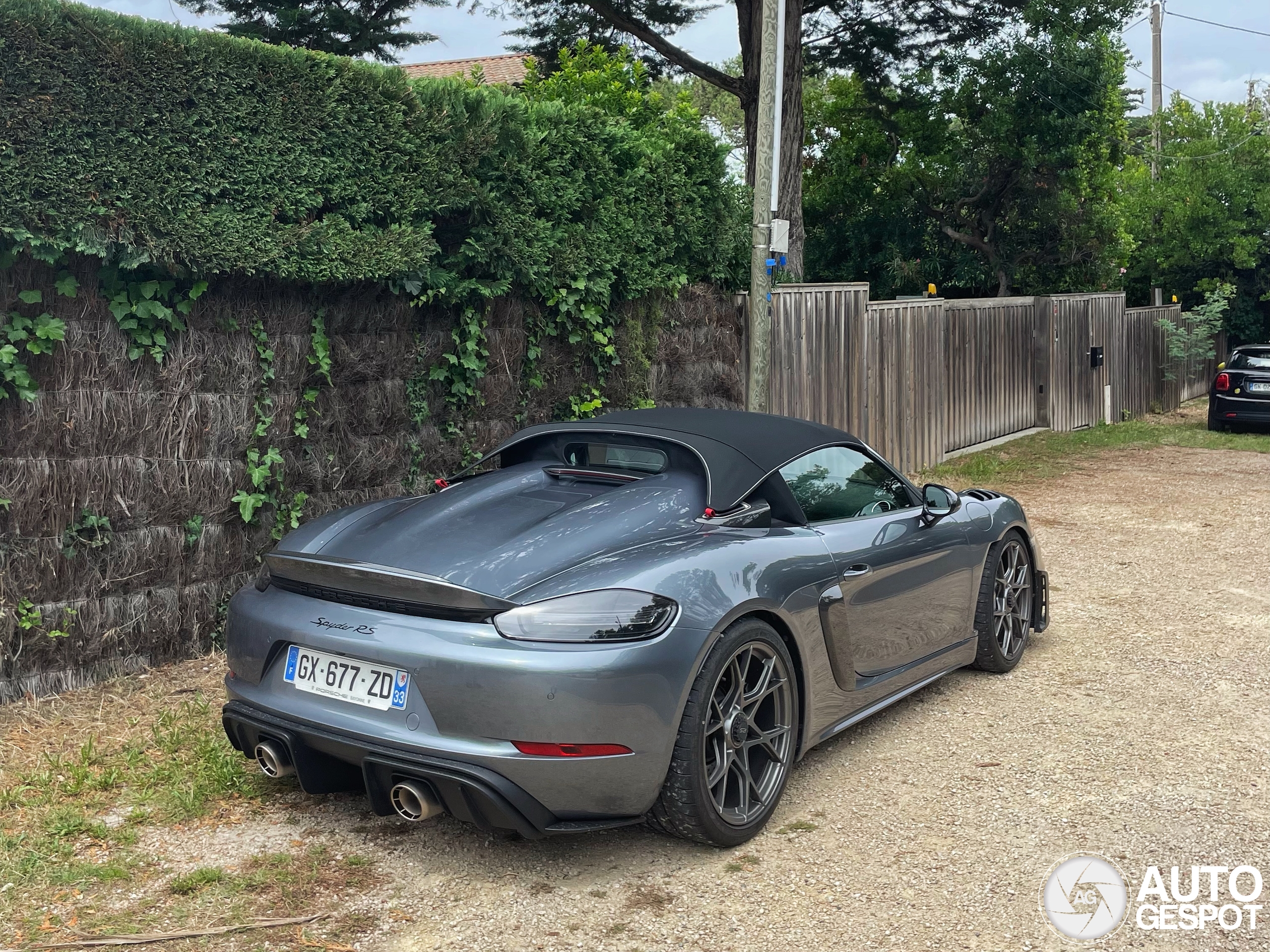 Porsche 718 Spyder RS Weissach Package