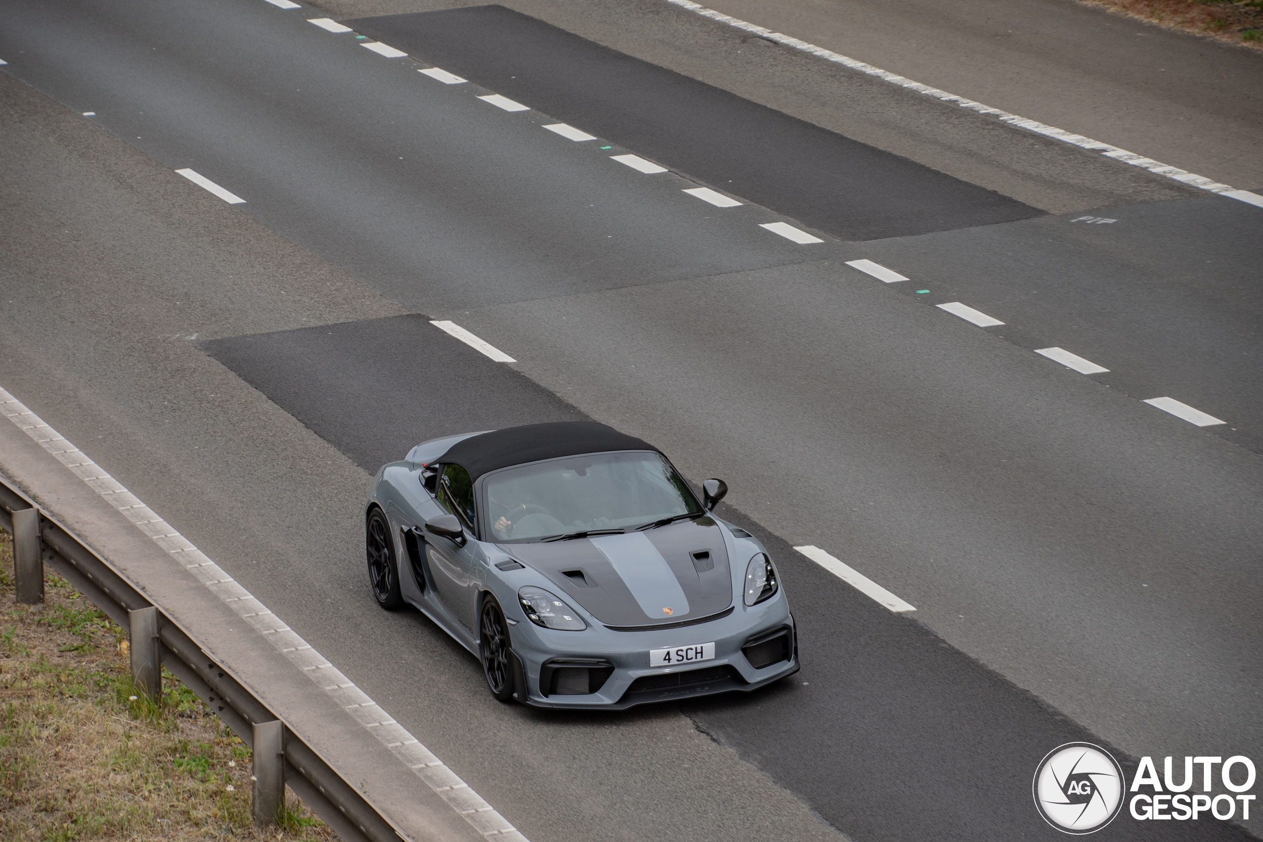 Porsche 718 Spyder RS Weissach Package