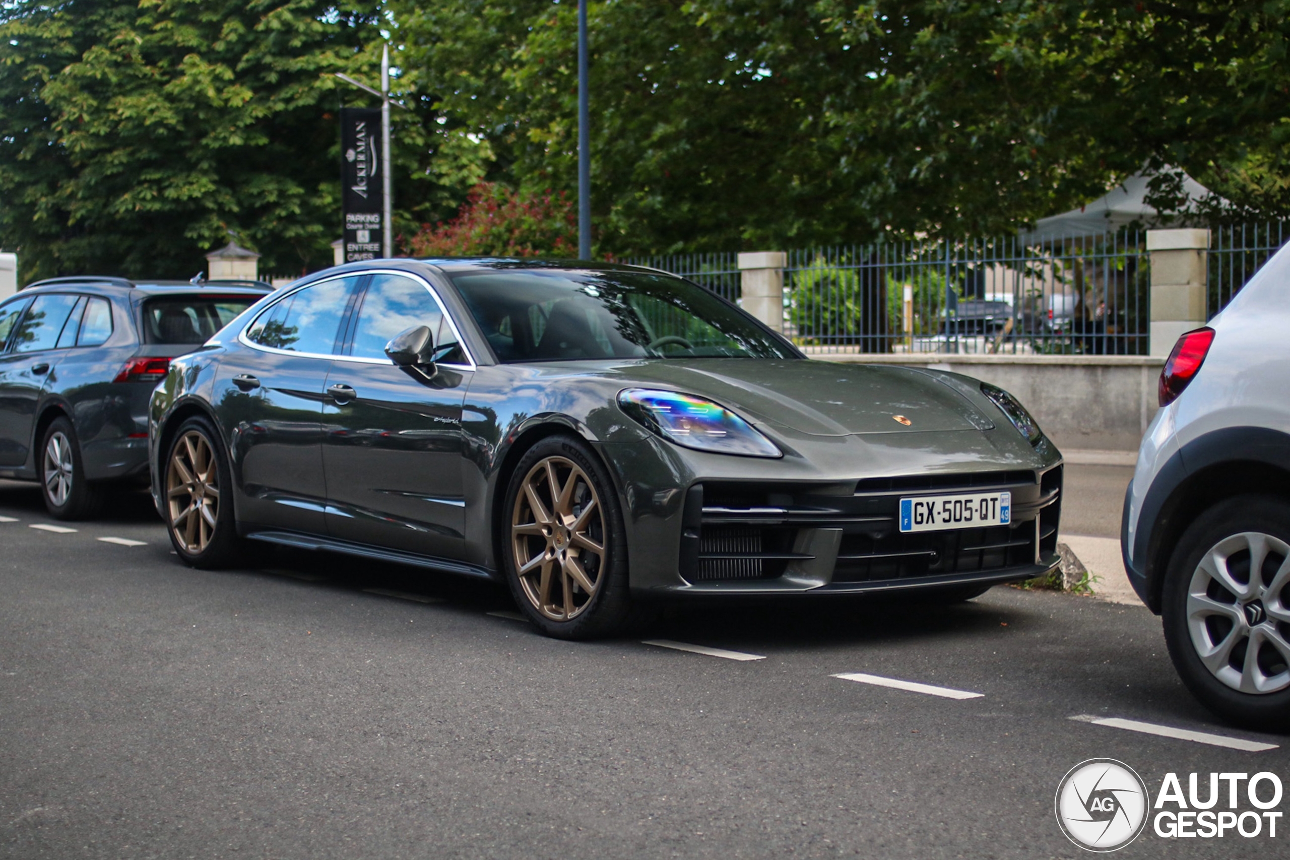 Porsche 972 Panamera Turbo E-Hybrid