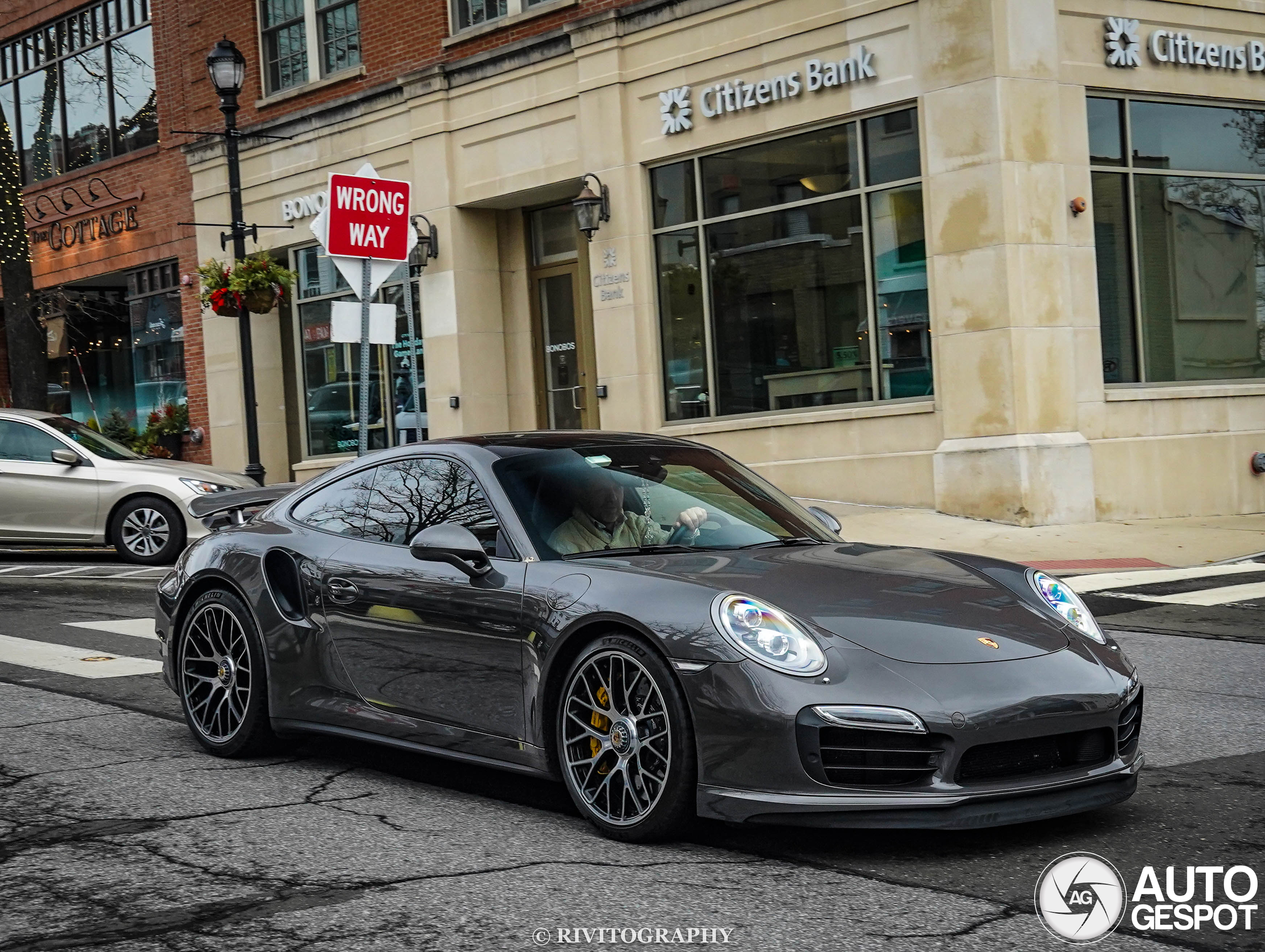 Porsche 991 Turbo S MkI