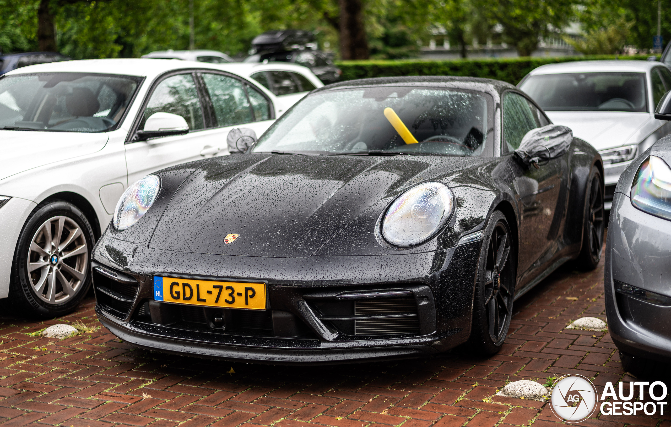 Porsche 992 Carrera 4 GTS