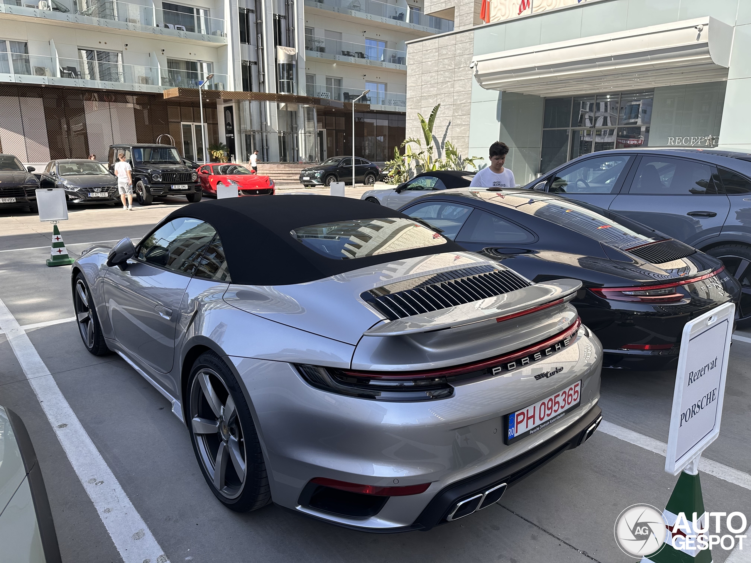 Porsche 992 Turbo Cabriolet