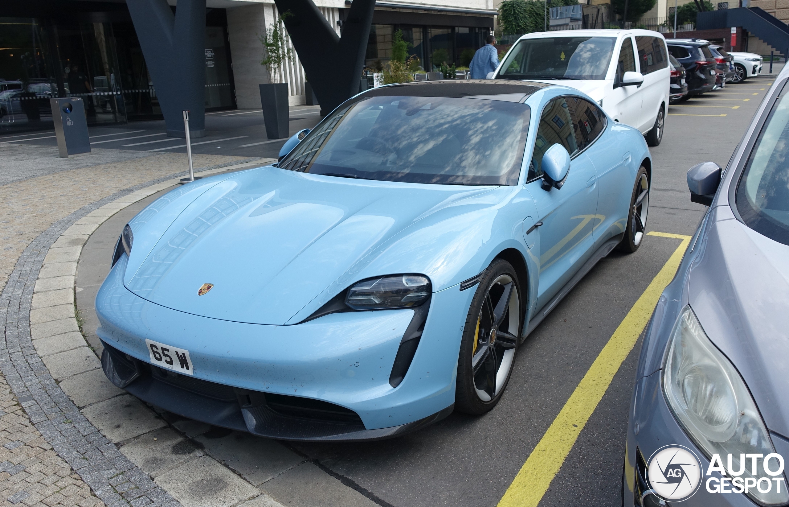 Porsche Taycan Turbo S