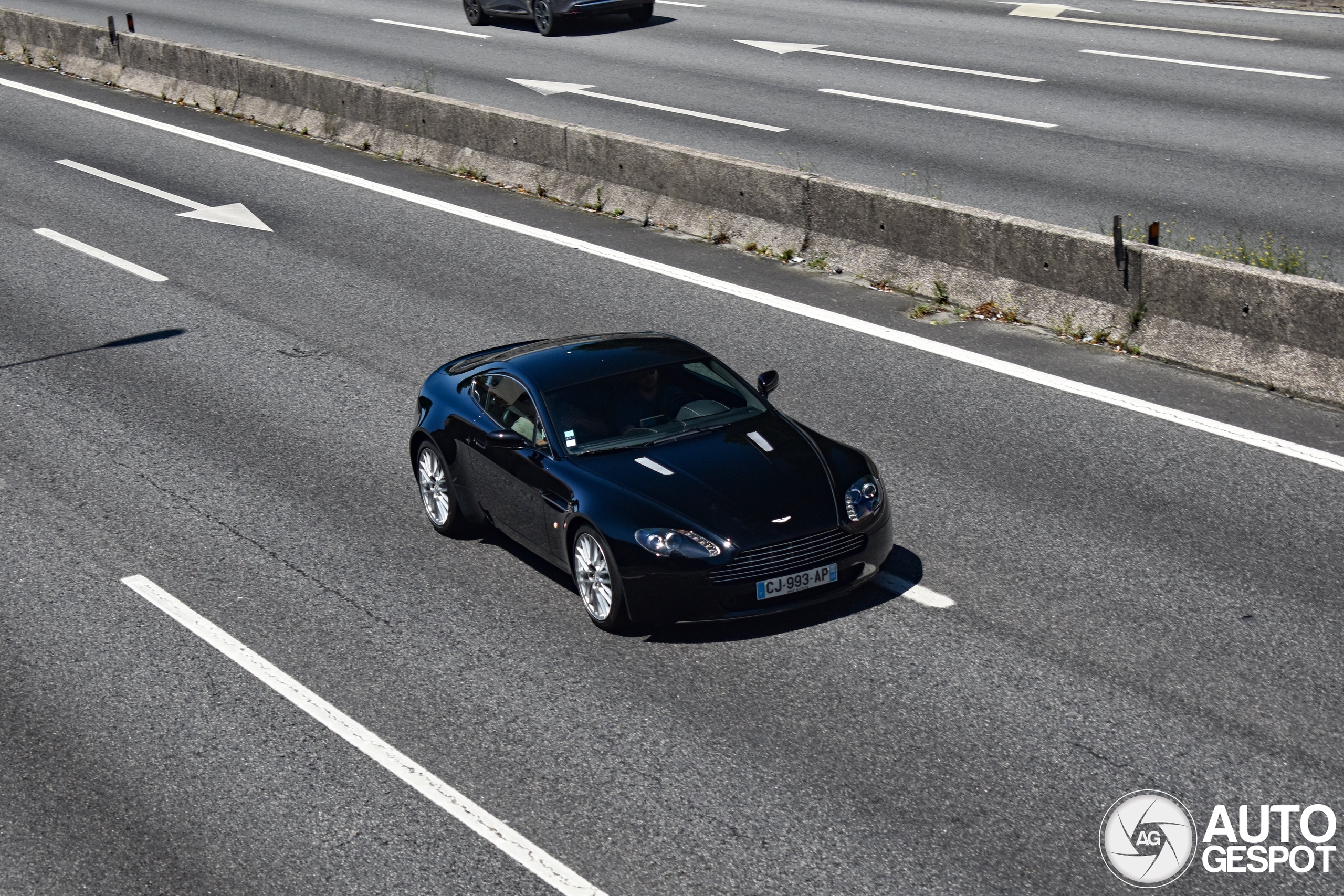 Aston Martin V8 Vantage