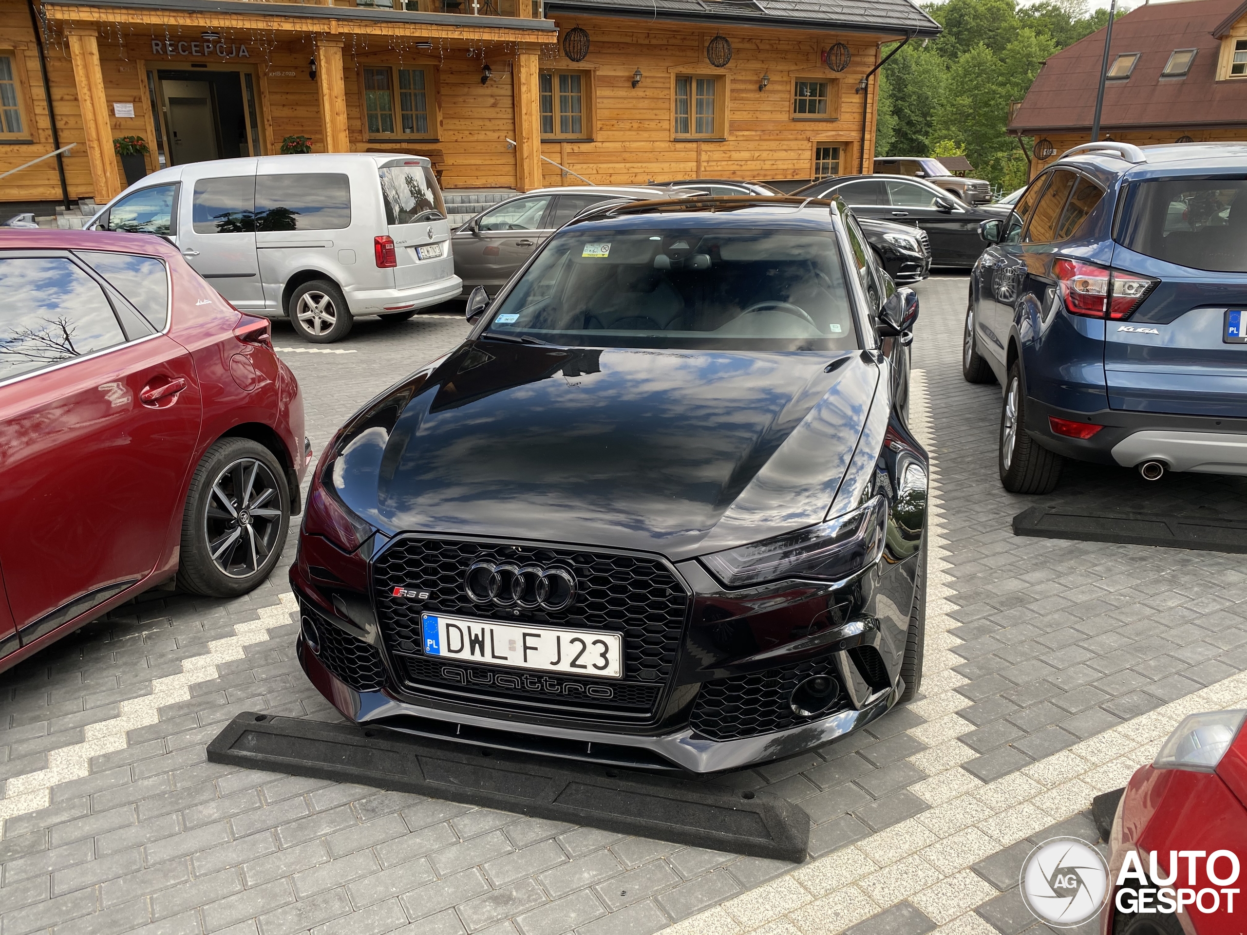 Audi RS6 Avant C7 2015