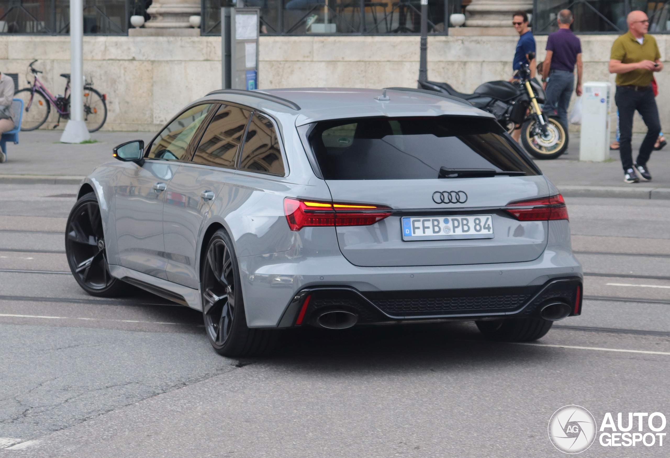 Audi RS6 Avant C8