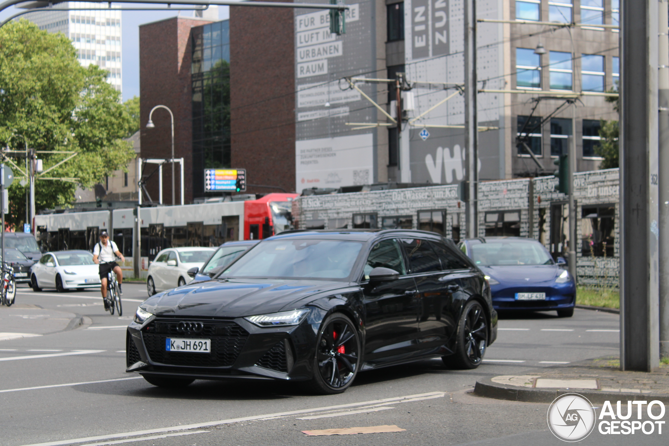 Audi RS6 Avant C8