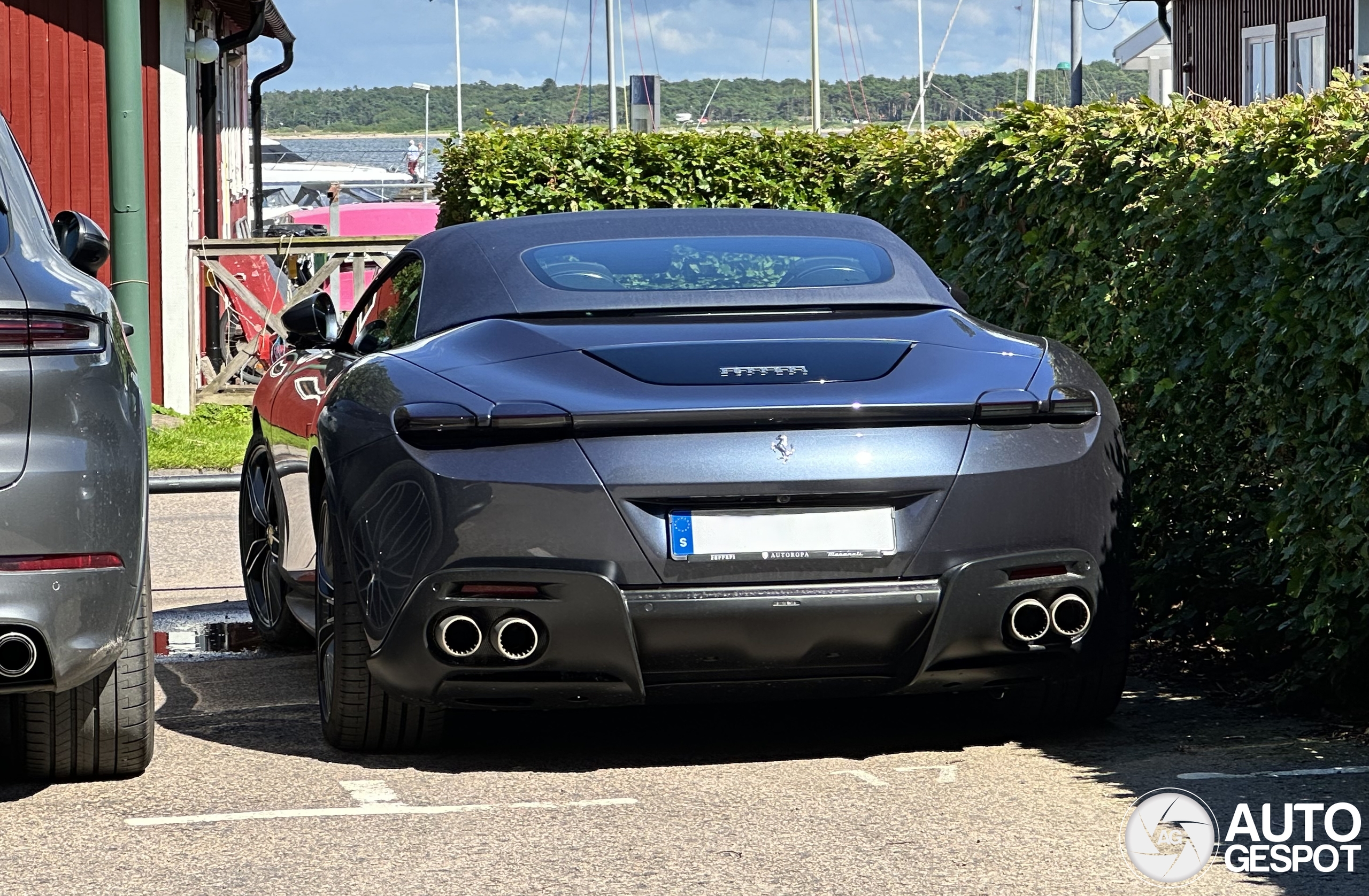 Ferrari Roma Spider