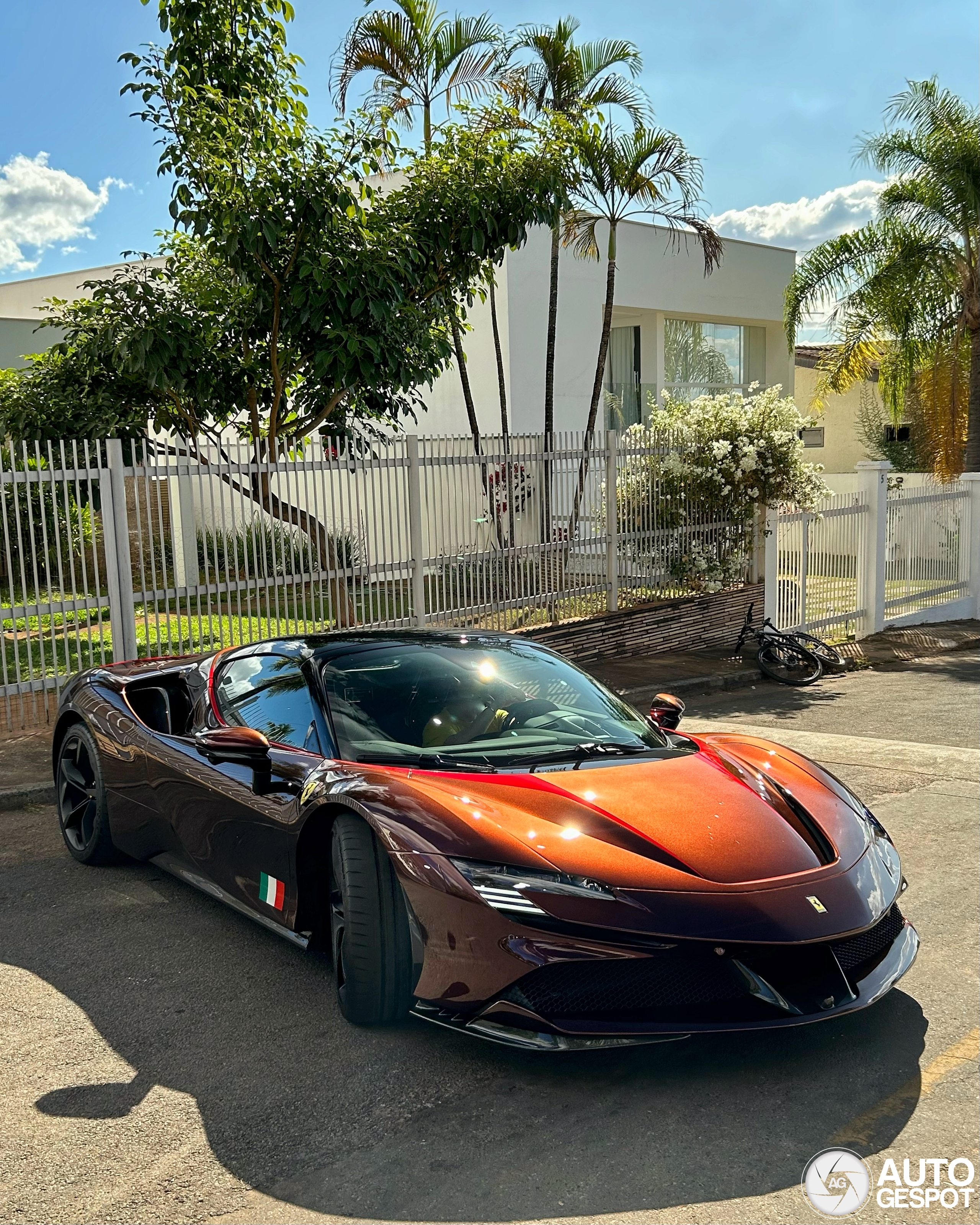 Ferrari SF90 Spider Cavalcade 10th Anniversary Edition