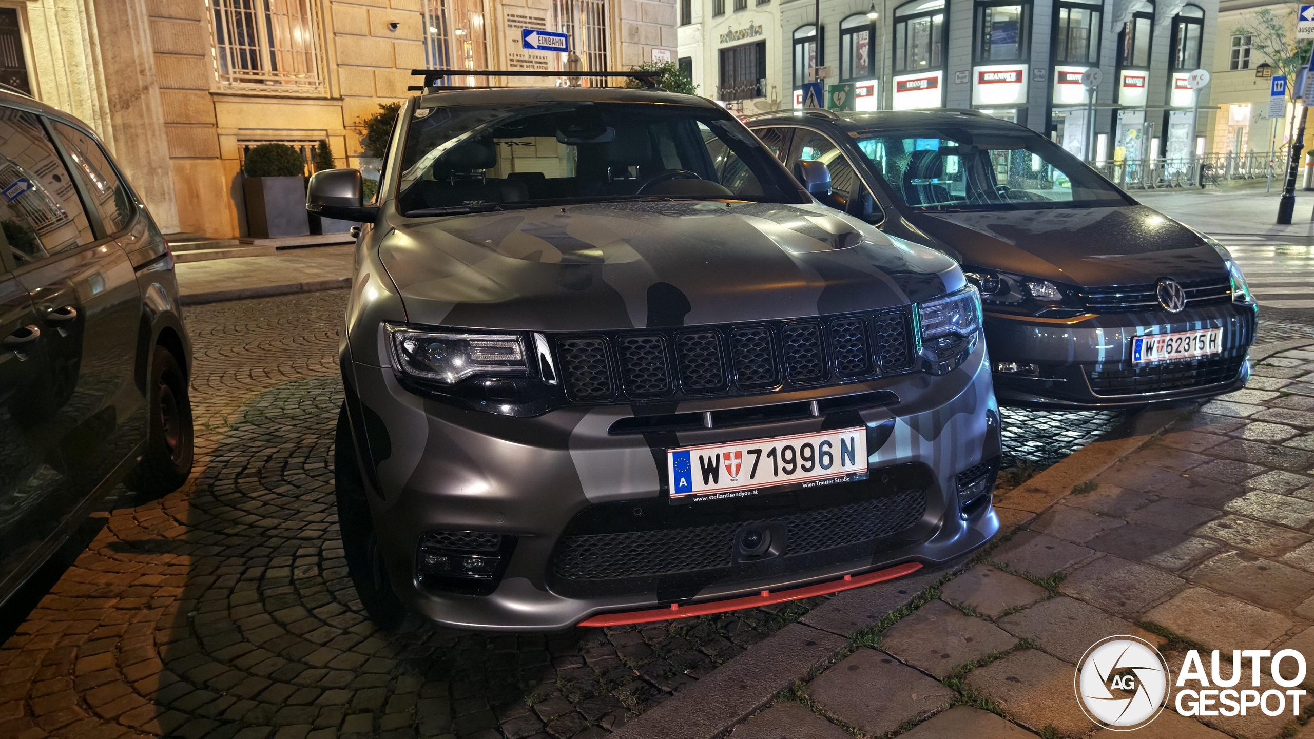 Jeep Grand Cherokee SRT 2013