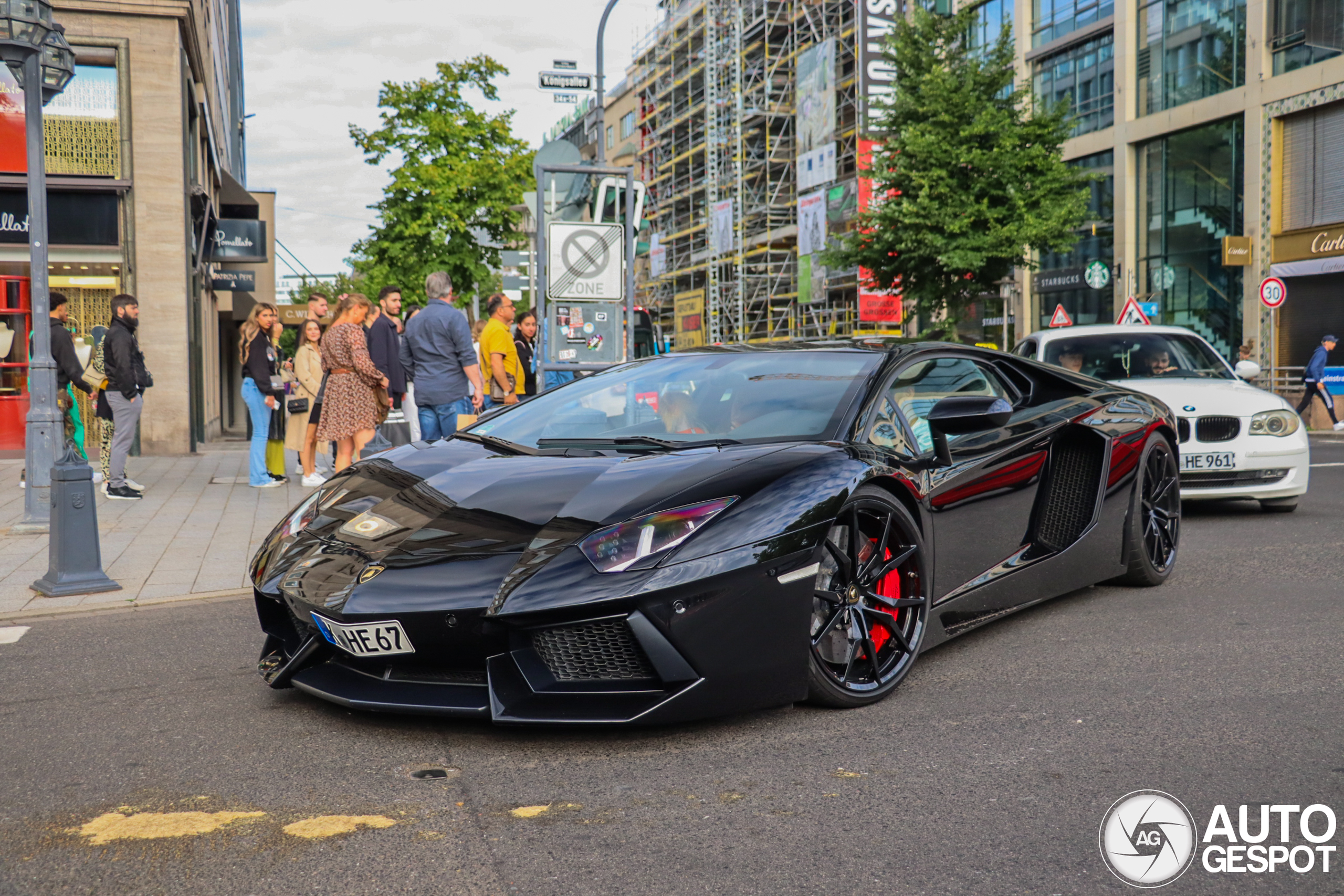 Lamborghini Aventador LP700-4