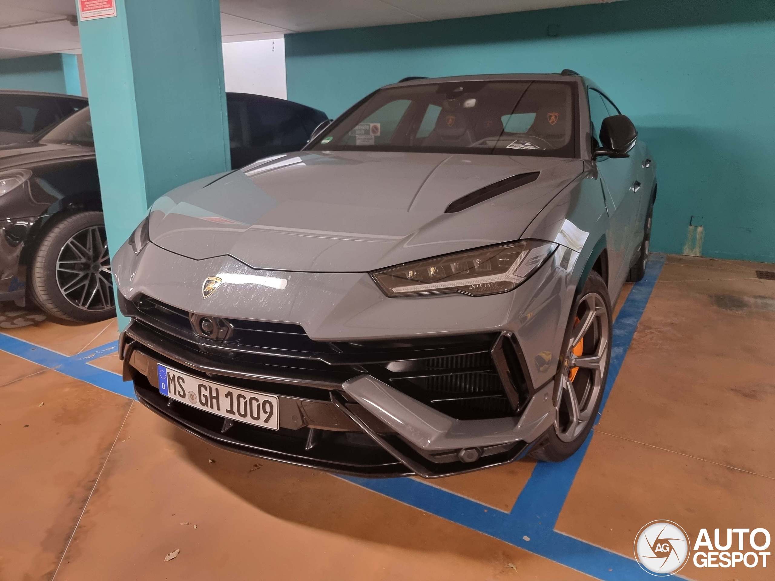 Lamborghini Urus S