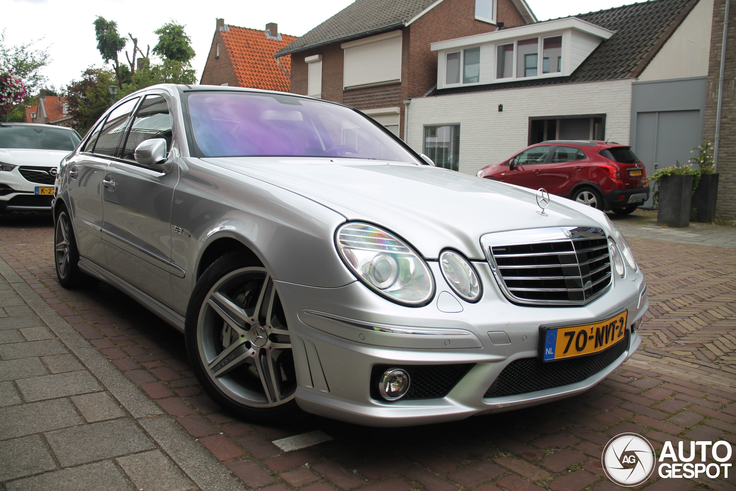 Mercedes-Benz E 63 AMG