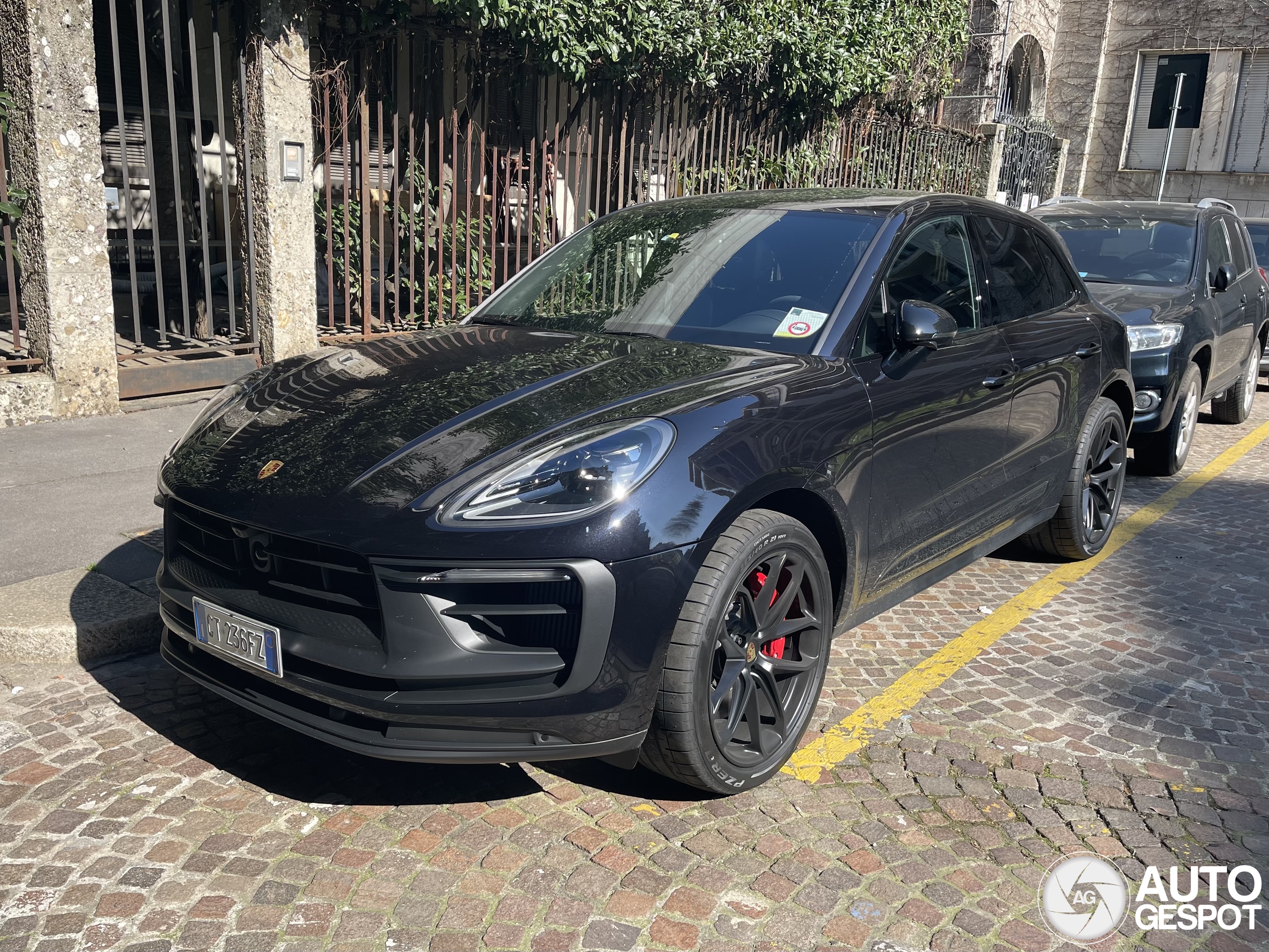 Porsche 95B Macan GTS MkIII